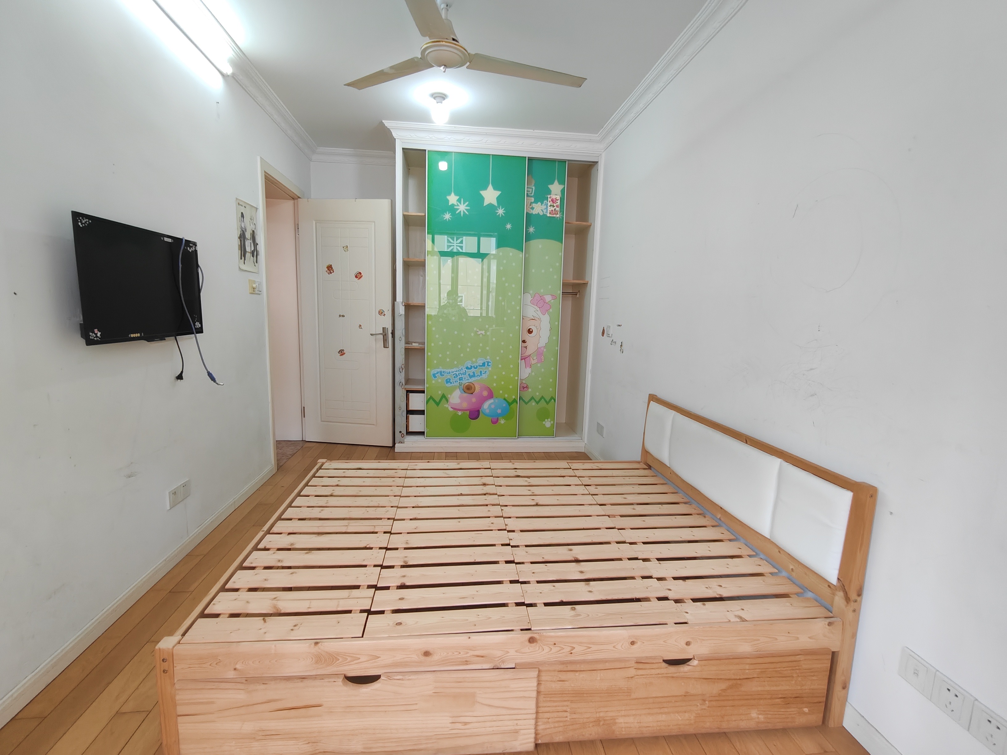 宝钢一村 2房1厅1卫 