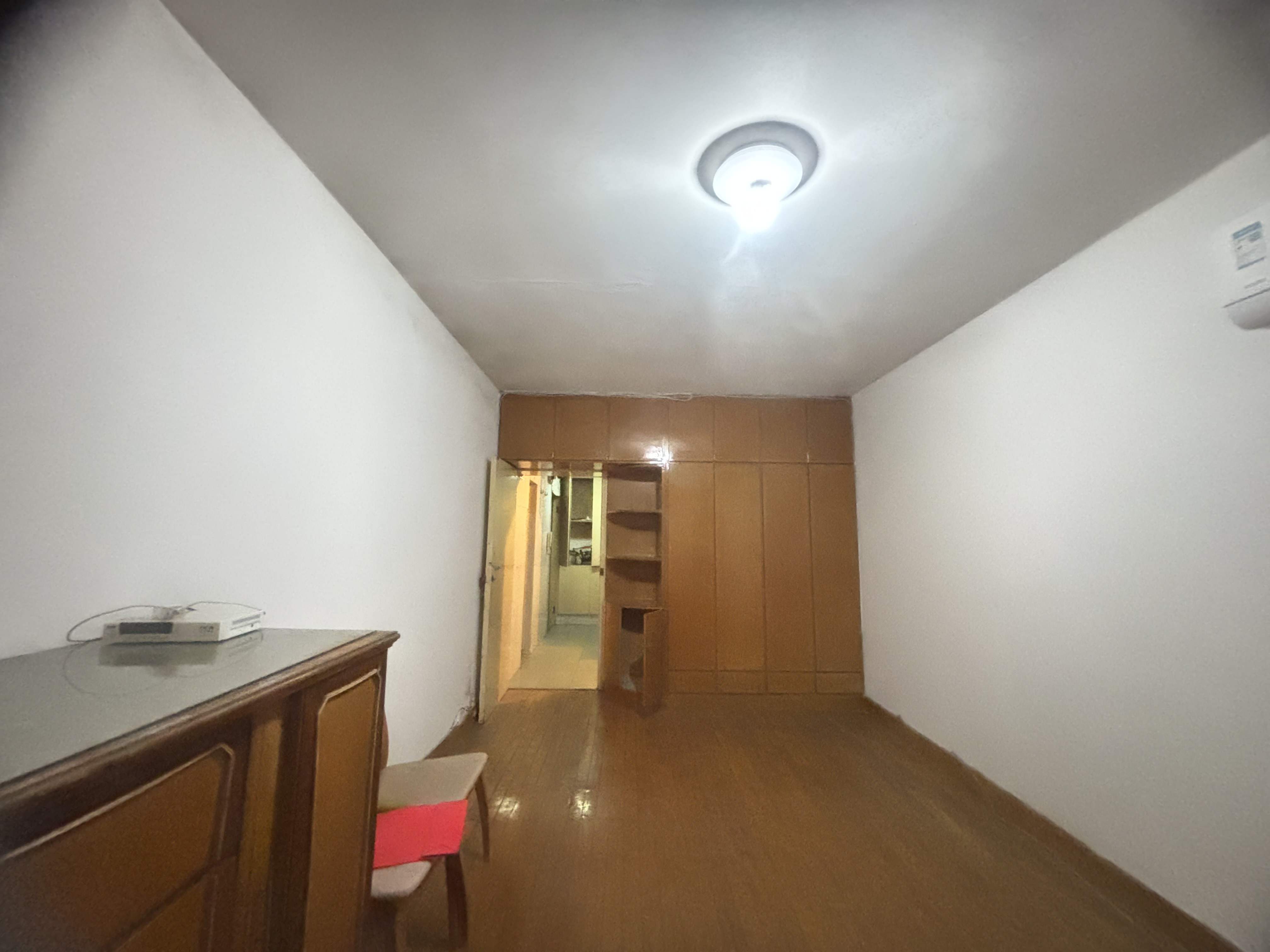 宝钢八村 1房1厅1卫 