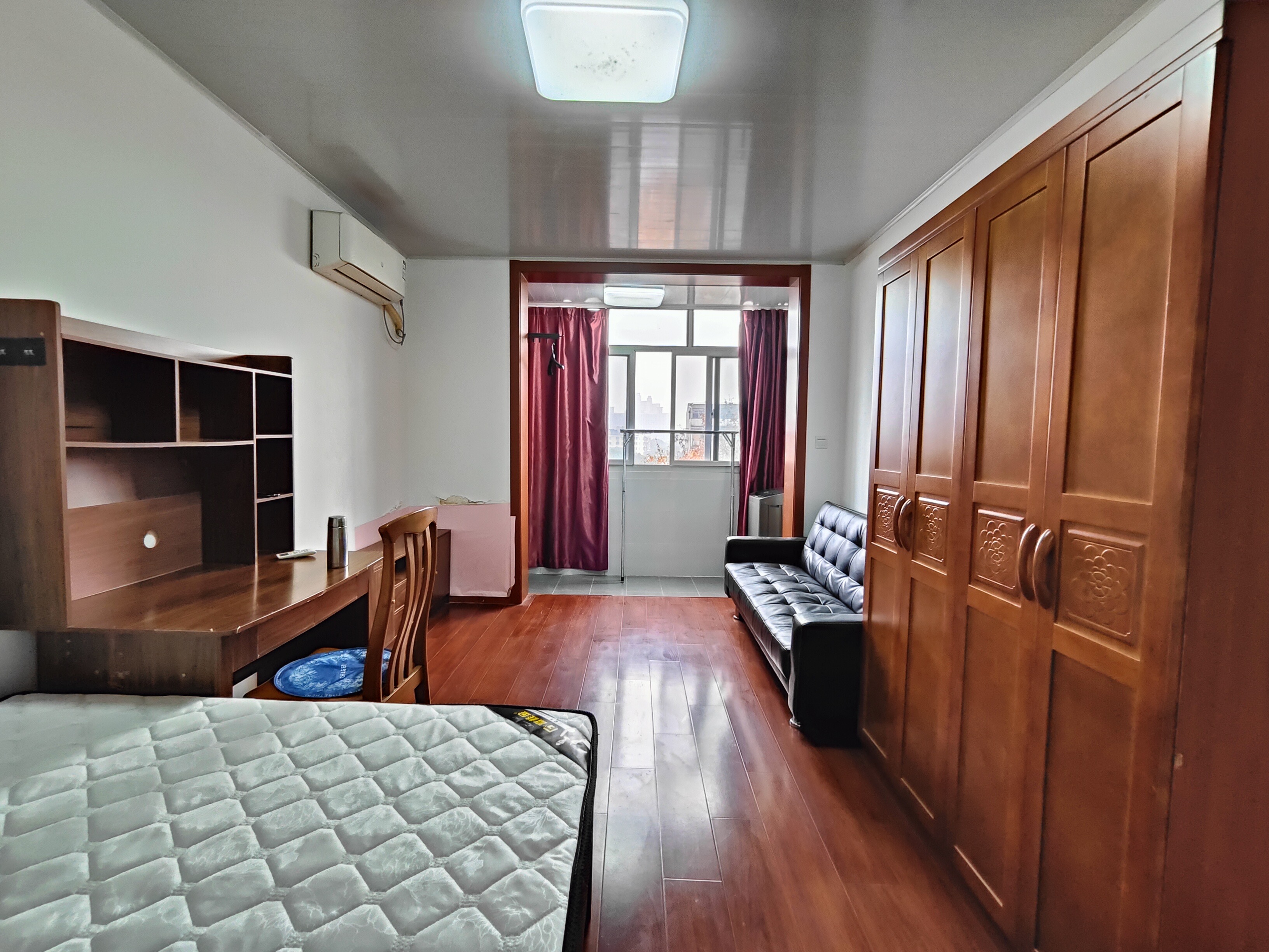 宝钢一村 1房1厅1卫 