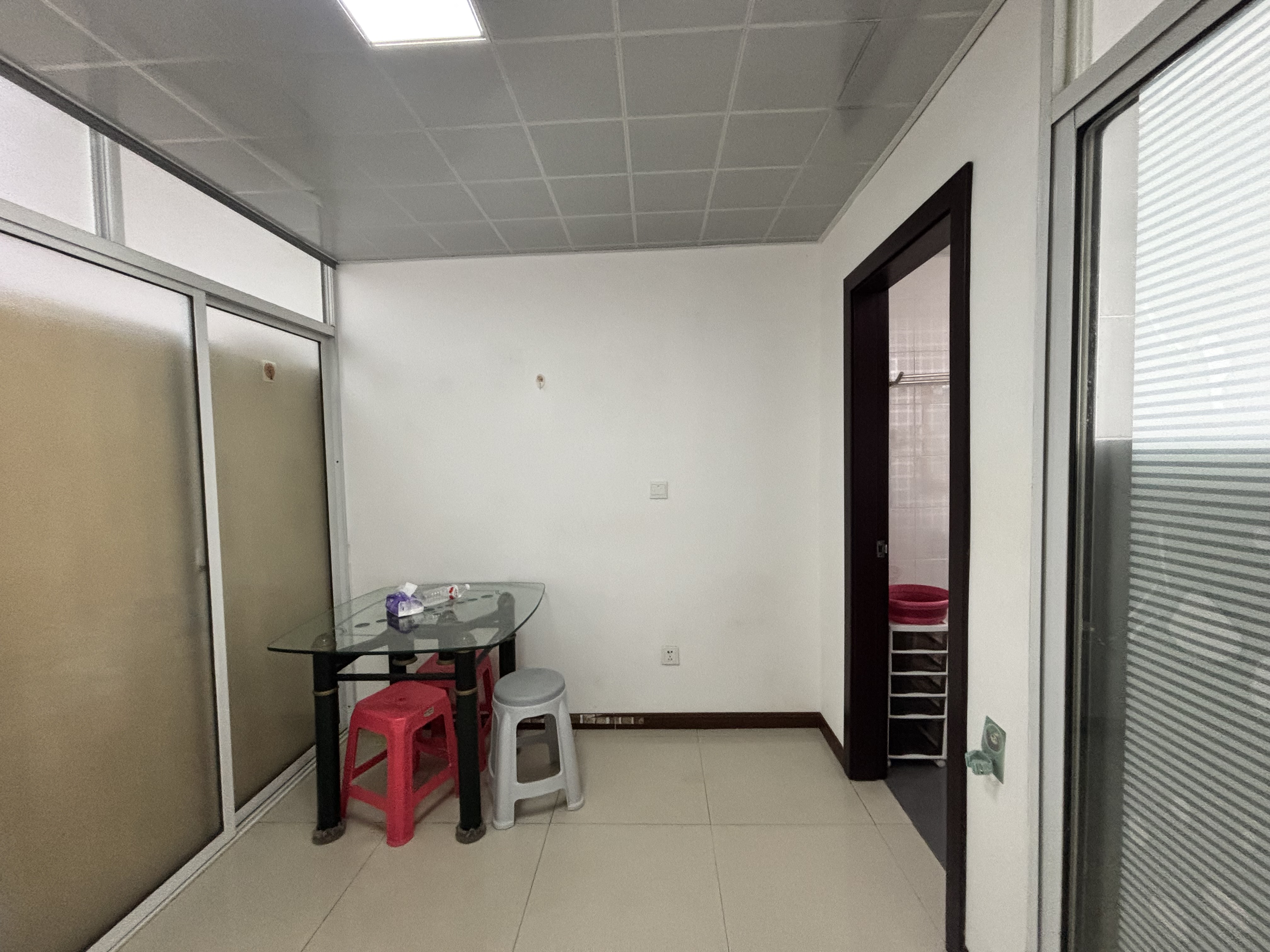 宝钢四村 1房1厅1卫 