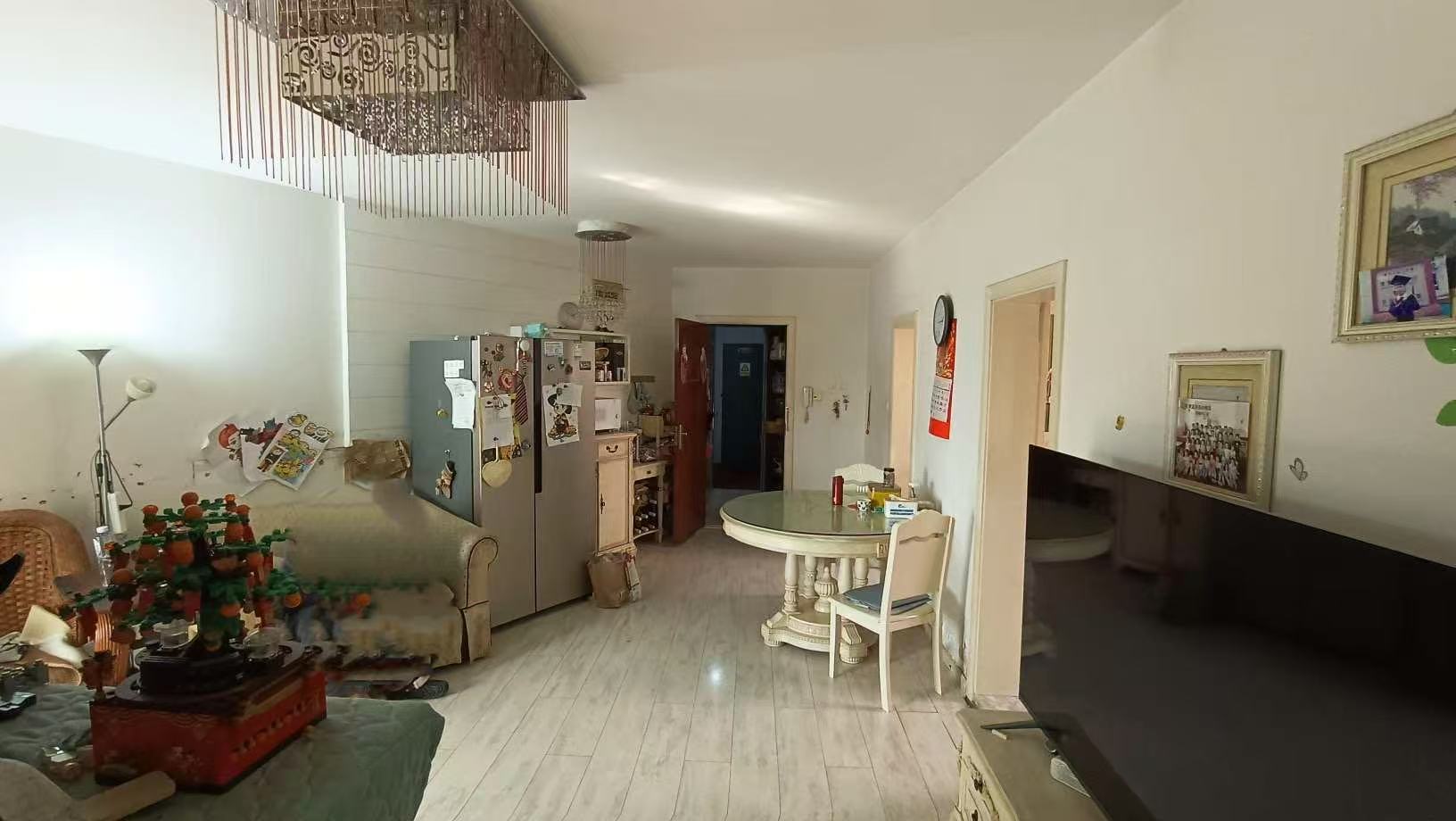 宝山八村 3房2厅2卫 