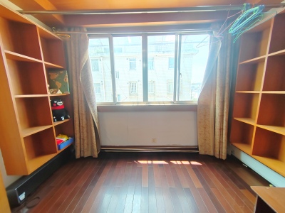 密山路500弄