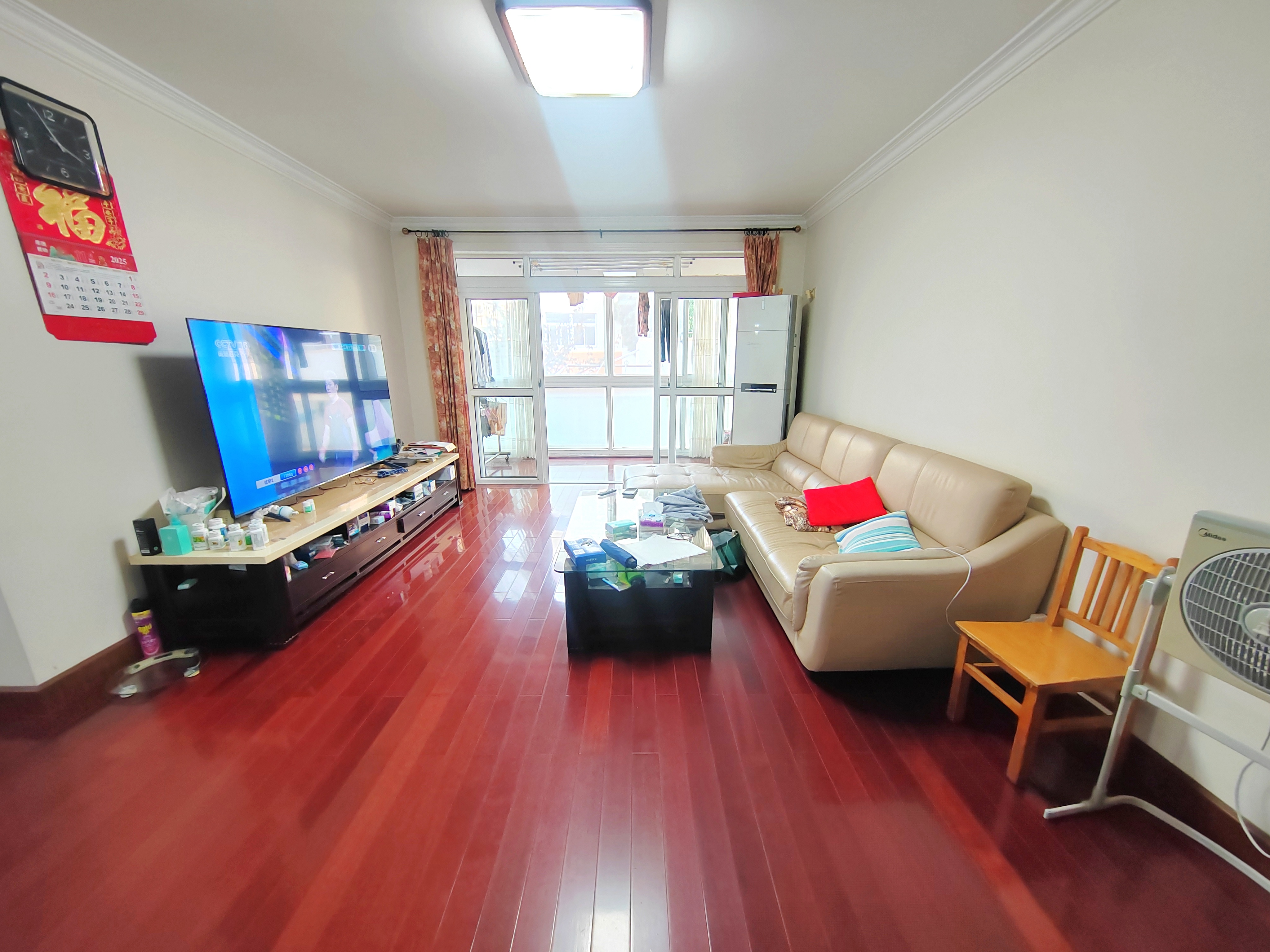 宝山六村 3室2厅2卫 低楼层，次新大三房