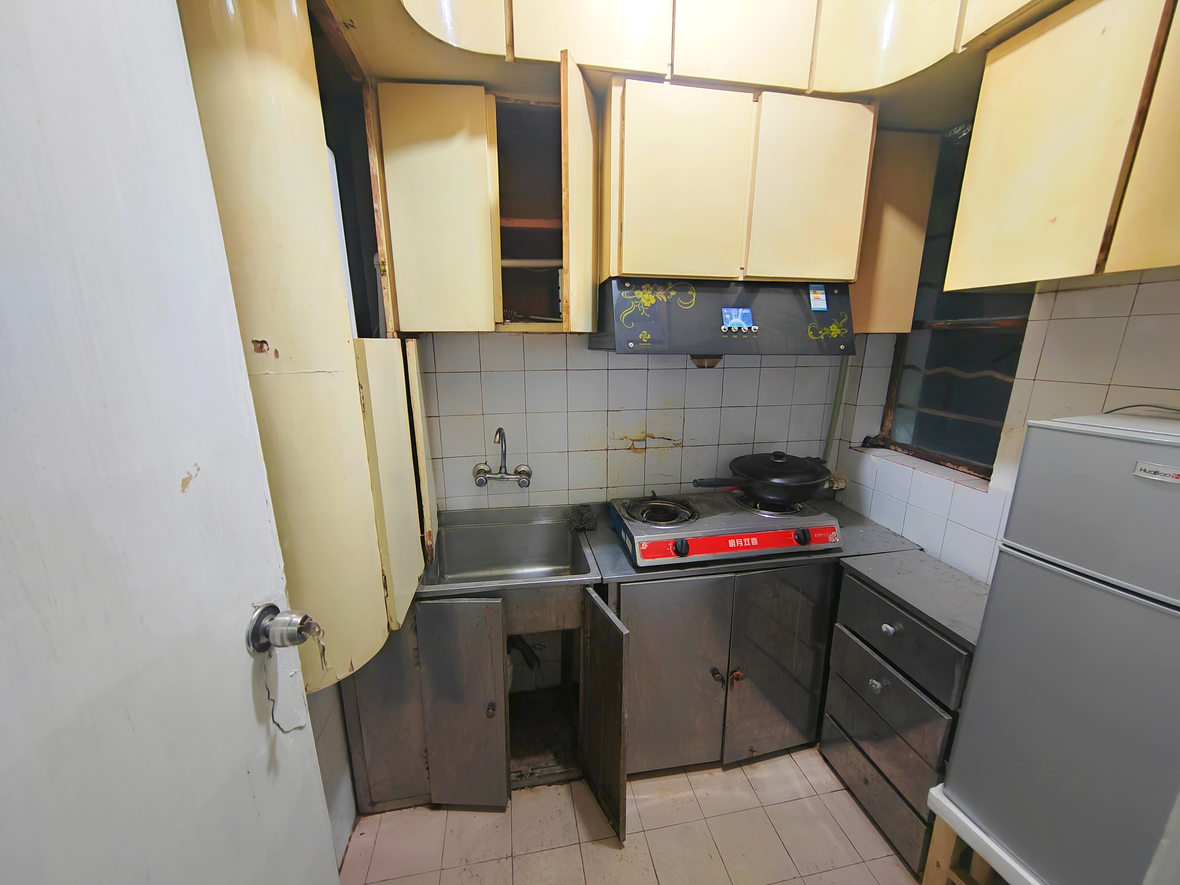 宝钢四村(友谊路)