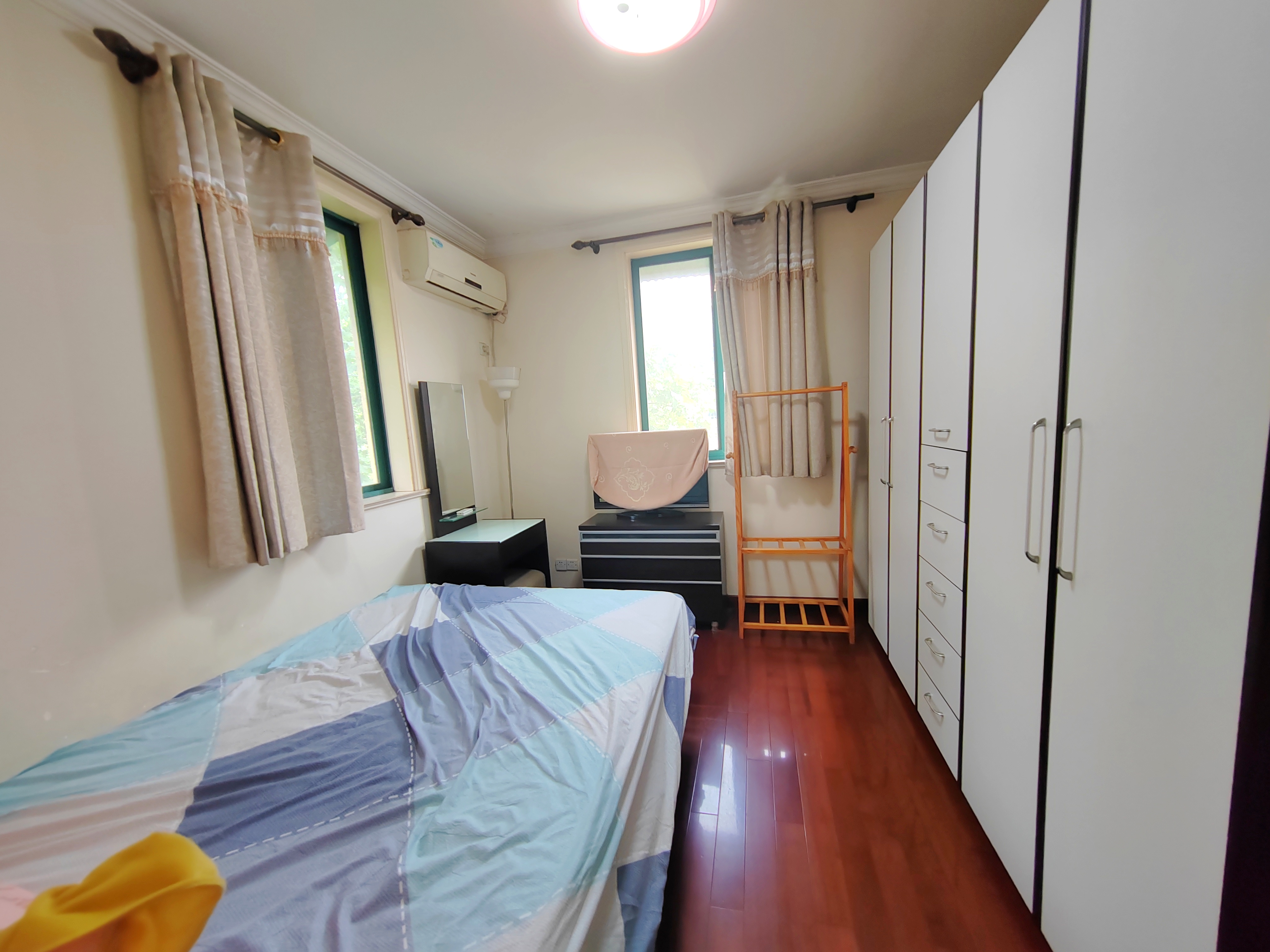 宝钢三村 2房1厅1卫