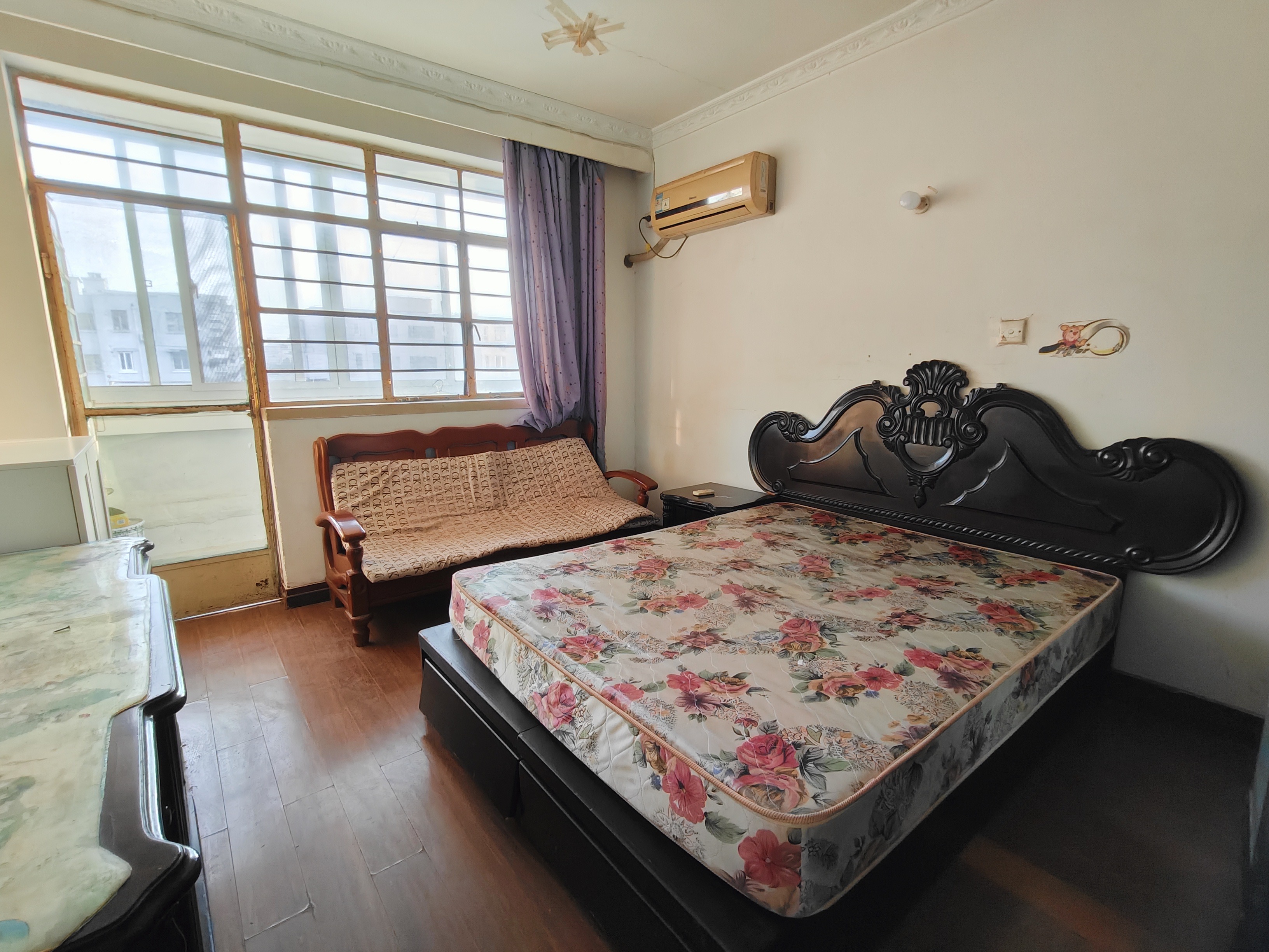 宝林六村 2房1厅1卫 租金可议