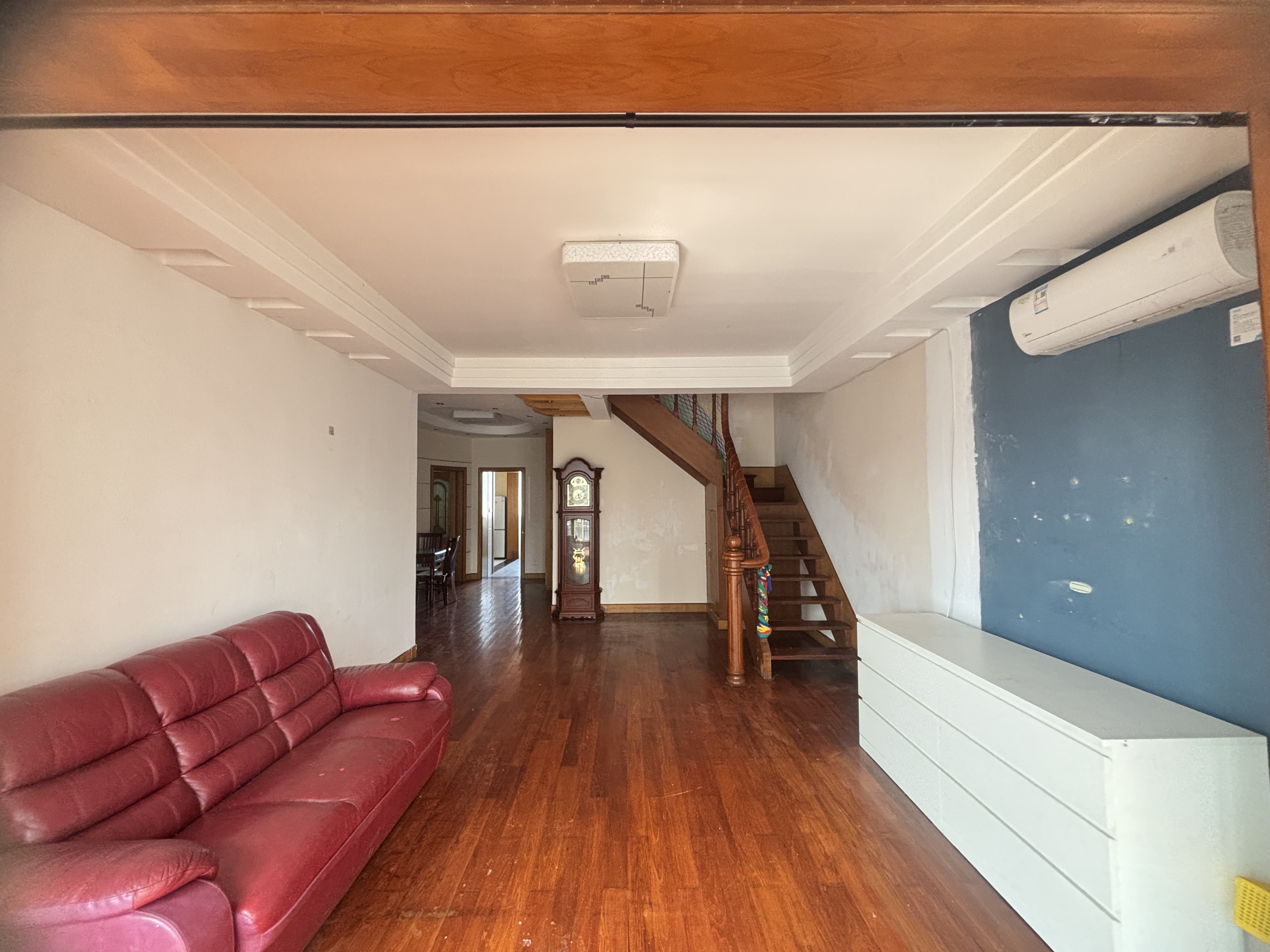 牡丹锦苑 5房3厅2卫 9,000元/月 