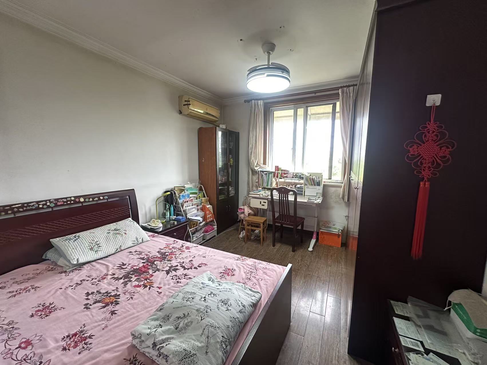 宝钢一村 2室1厅1卫 