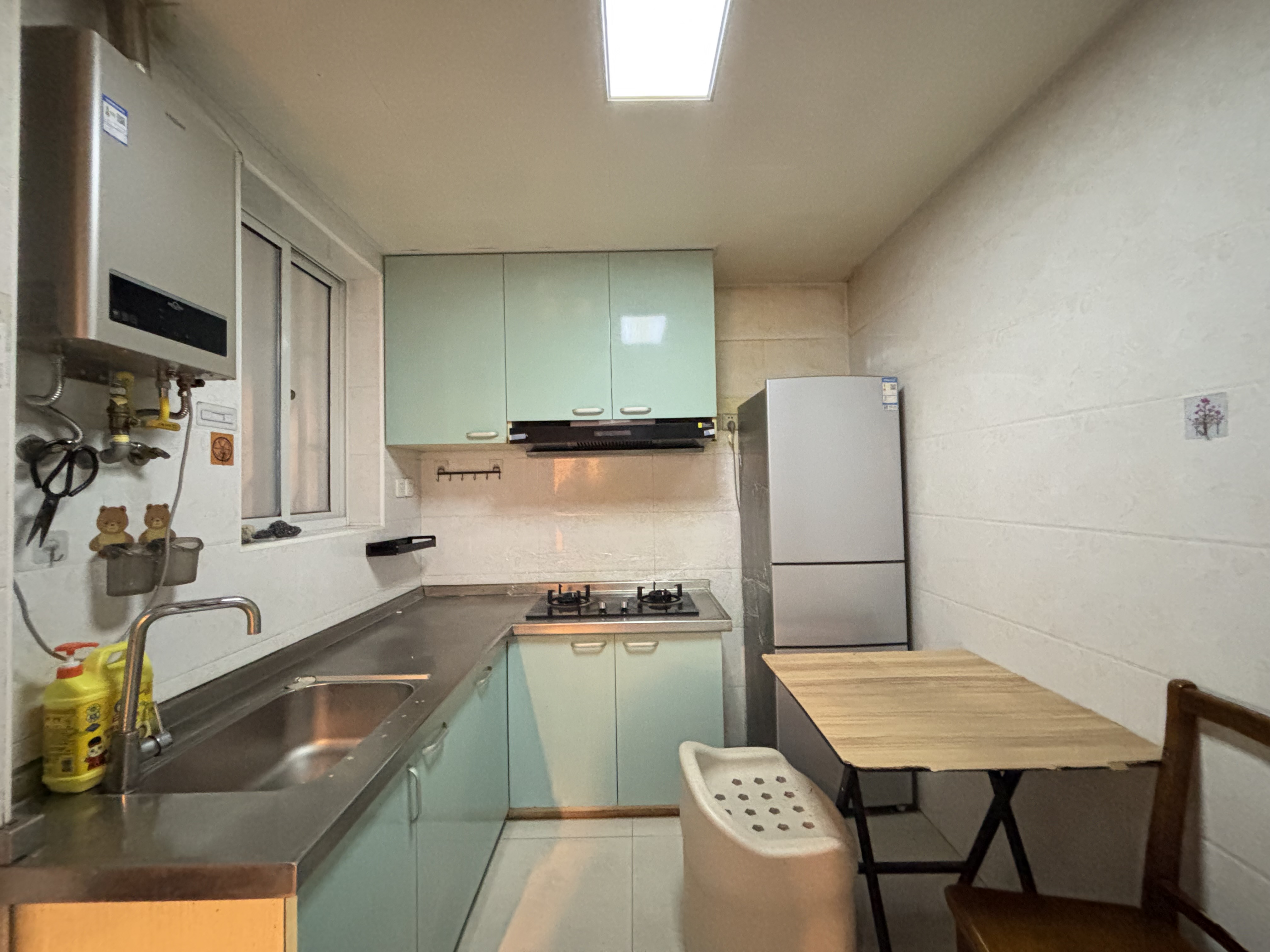 宝钢四村 1房1厅1卫 