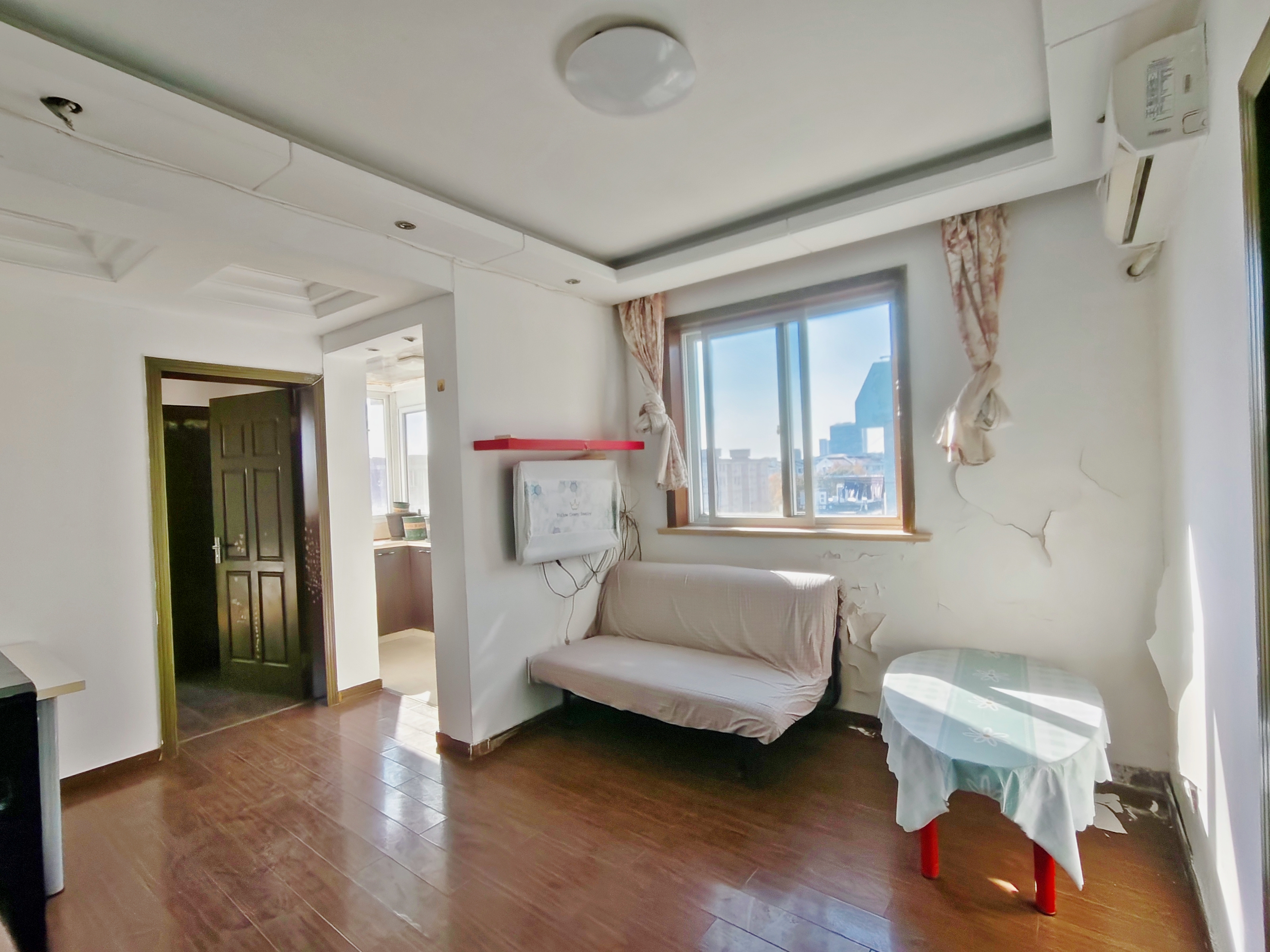 宝山七村 1房1厅1卫  满五年