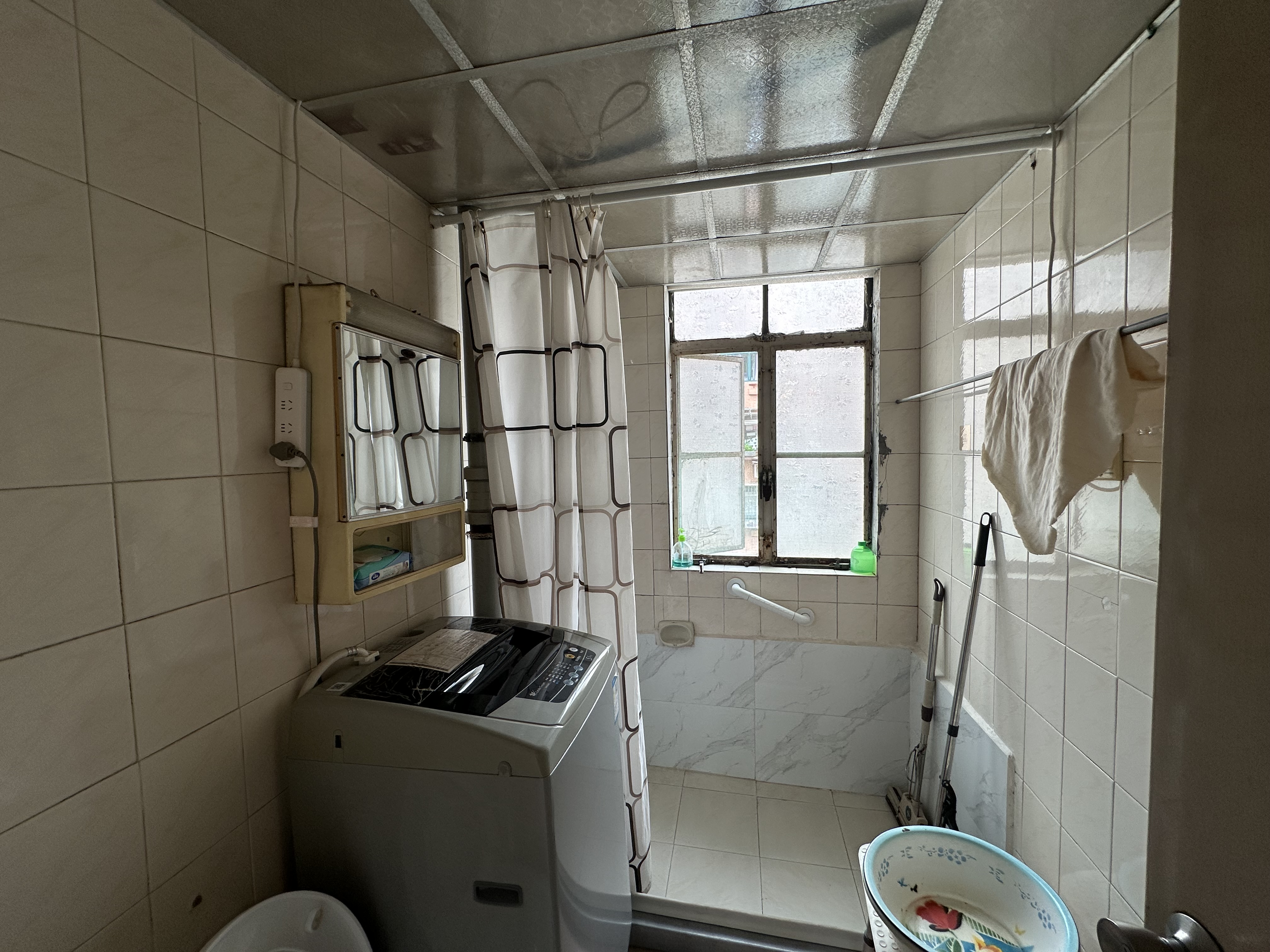 宝钢四村(友谊路)