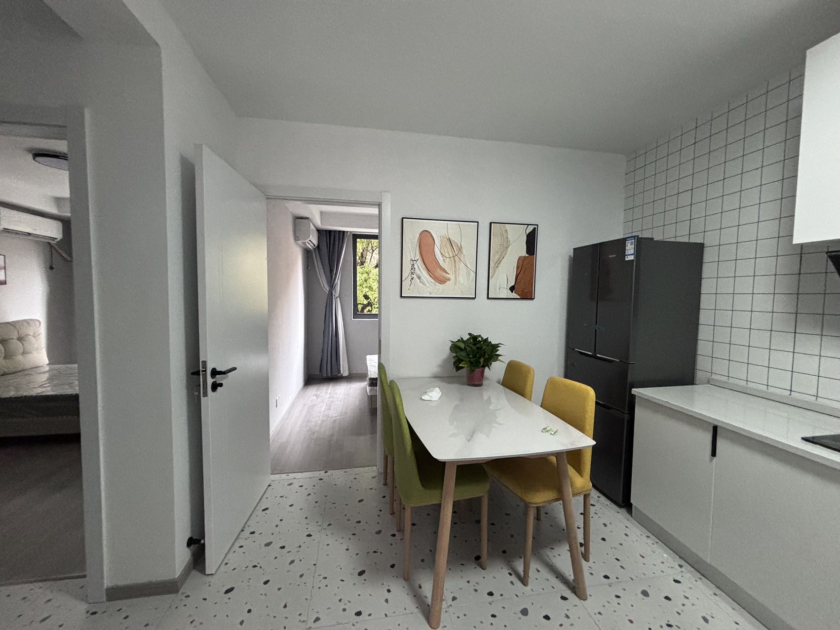 宝钢三村 2房1厅1卫 4,200元/月 