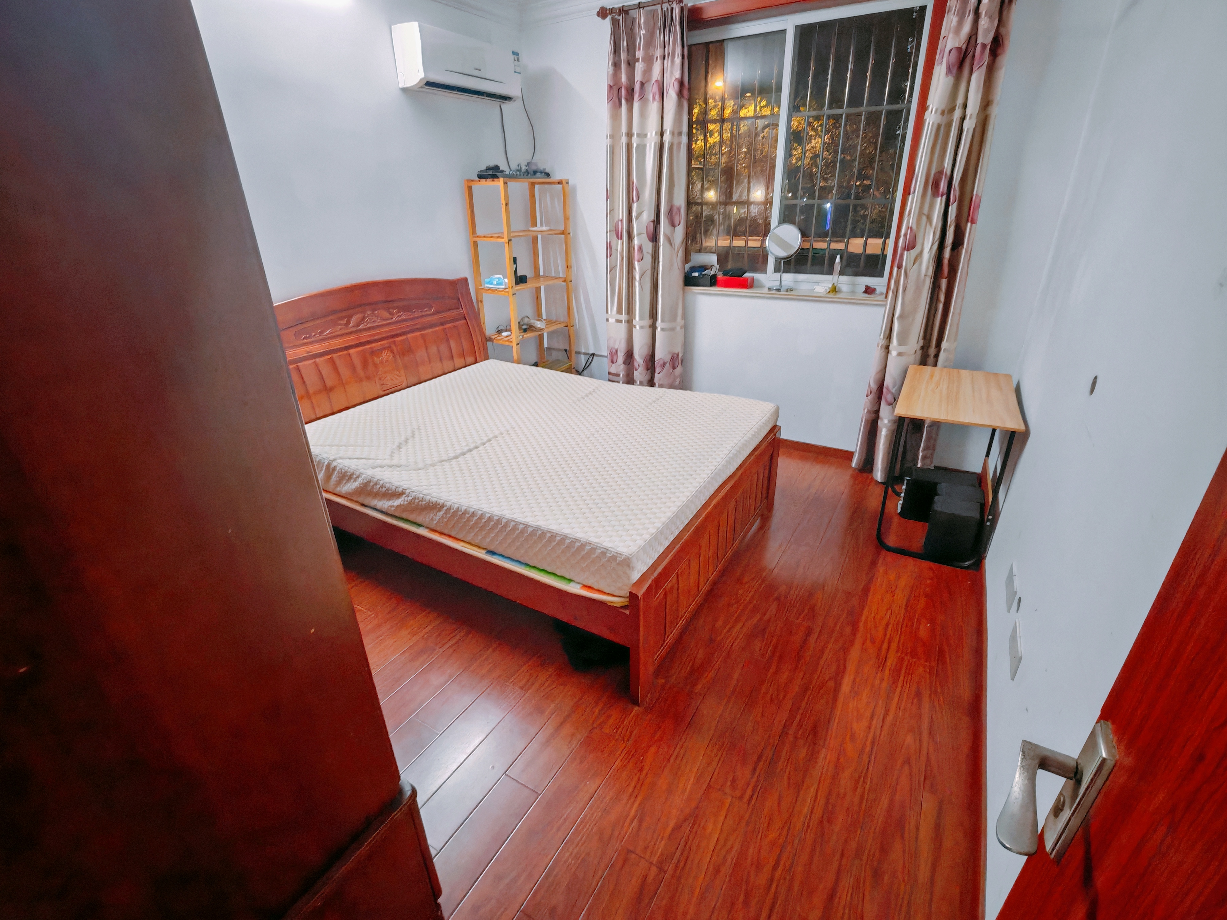 宝钢八村 2房1厅1卫 