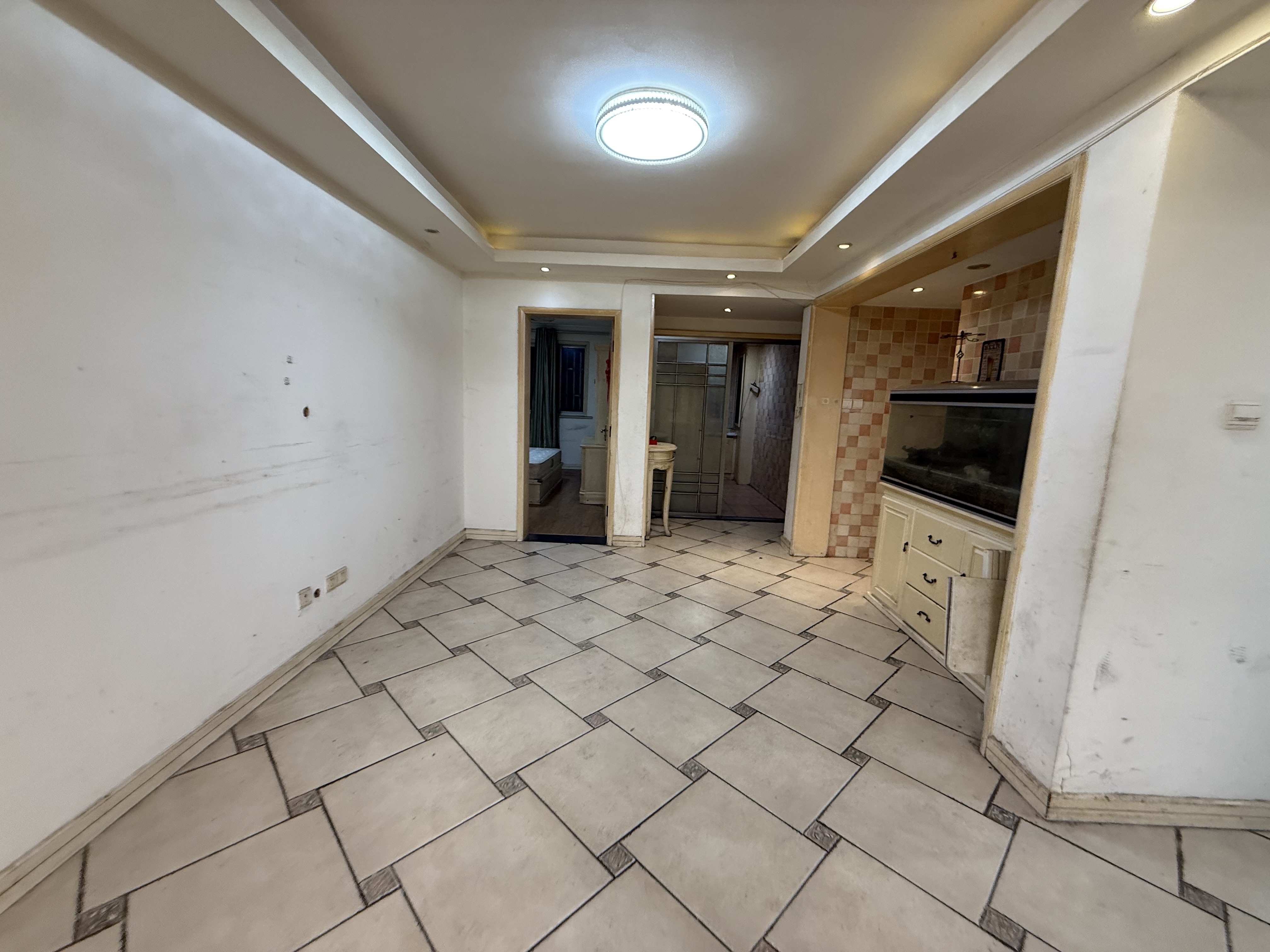 同济路1111弄 2房1厅1卫 