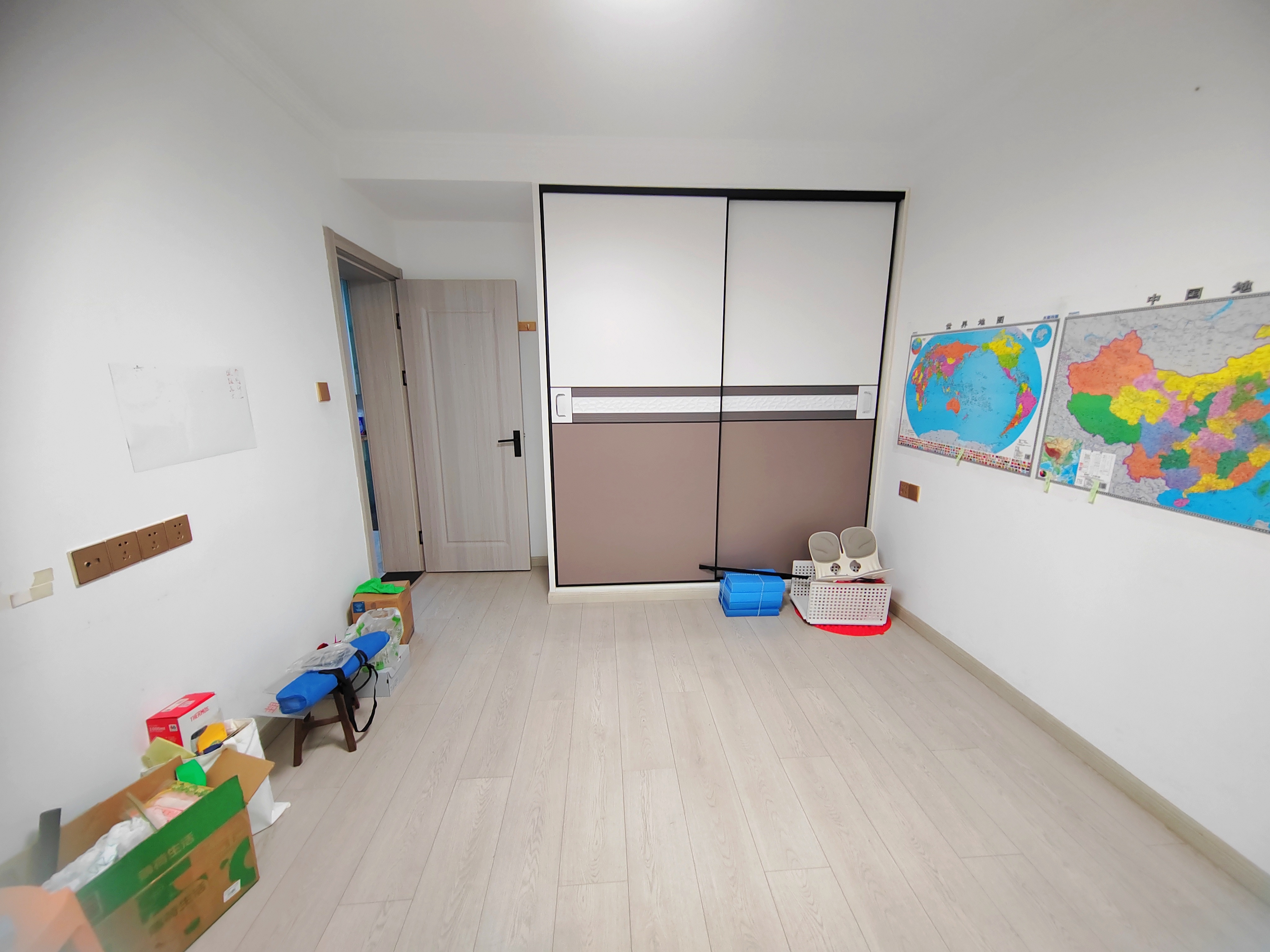 宝钢三村 2房1厅1卫 精装修