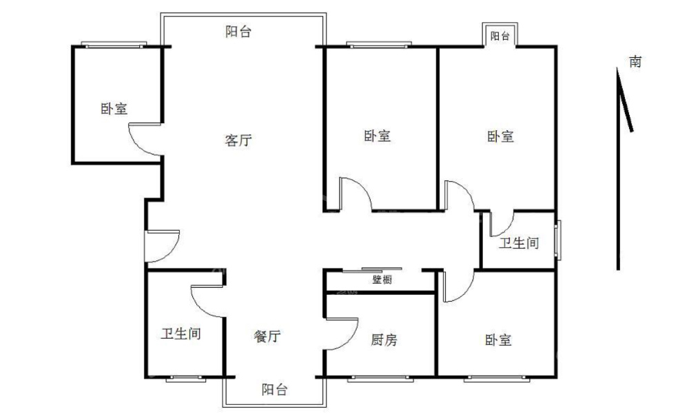 中艺花园 3室2厅2卫 950万元 
