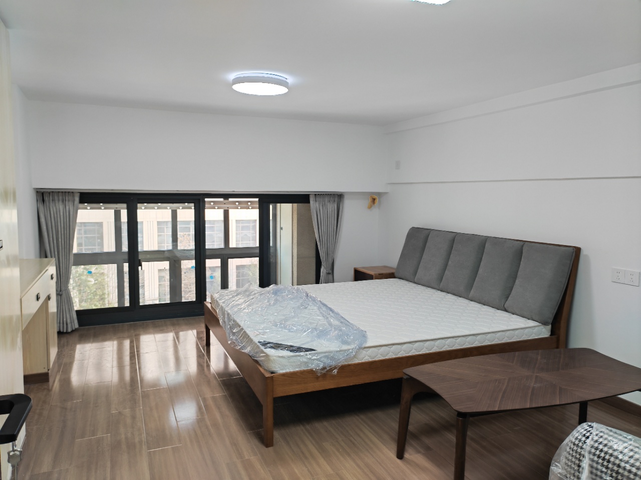 盘古悦天地 2房2厅2卫 4,000元/月 