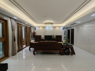 全明户型,黄金楼层,阳光好,地铁口,交通便利,设施齐全