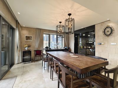 鲸山觐海 4室3厅3卫 4,000万 