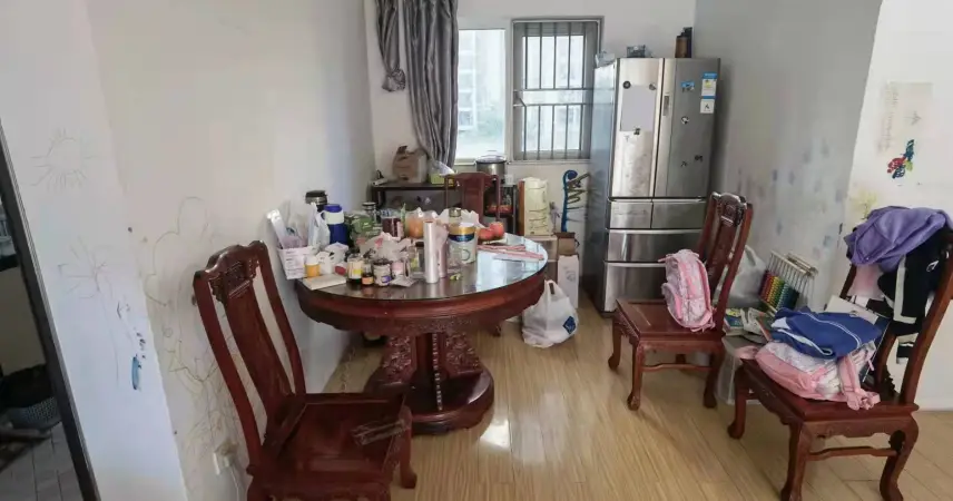 侨香村