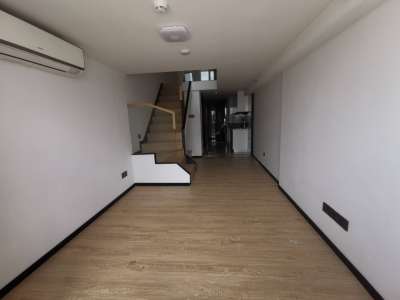 南北通透,次新小区,黄金地段,楼层好,采光很棒,性价比高