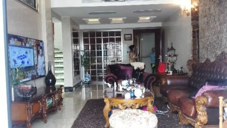 豪华中空复式，租16000元/月，卖850万，福田CBＤ中心