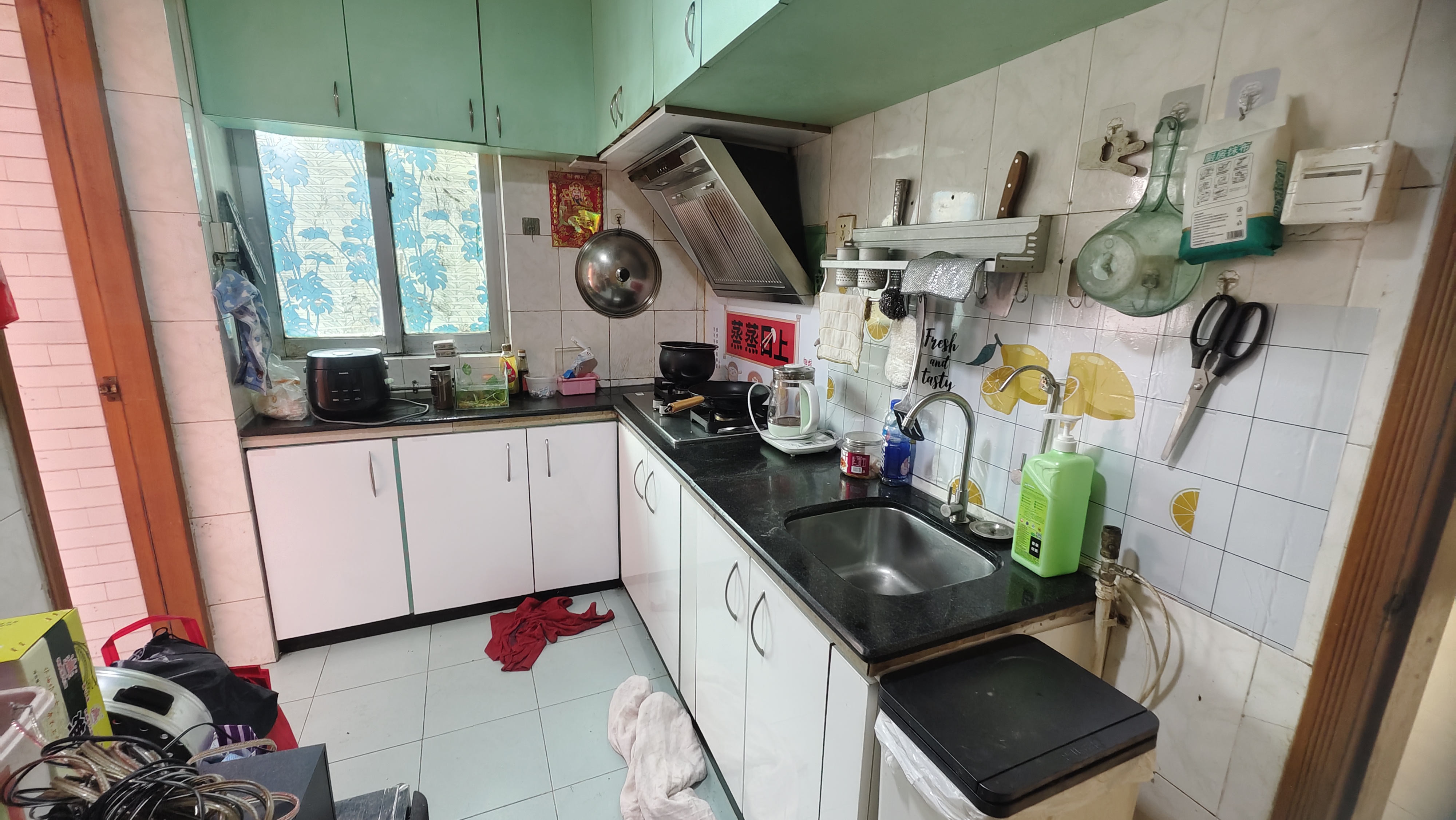 西丽居委综合楼