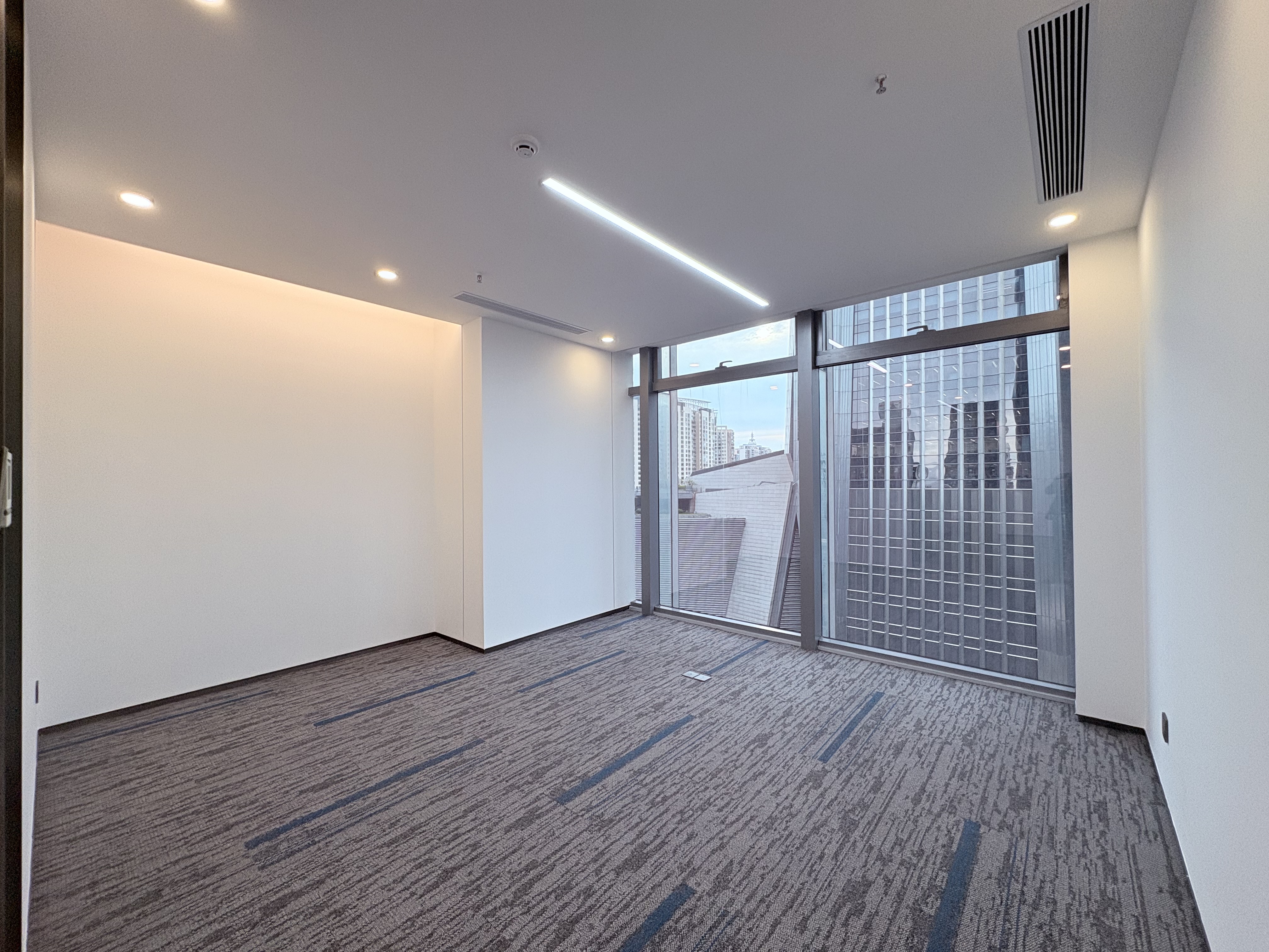 卓越时代广场一期