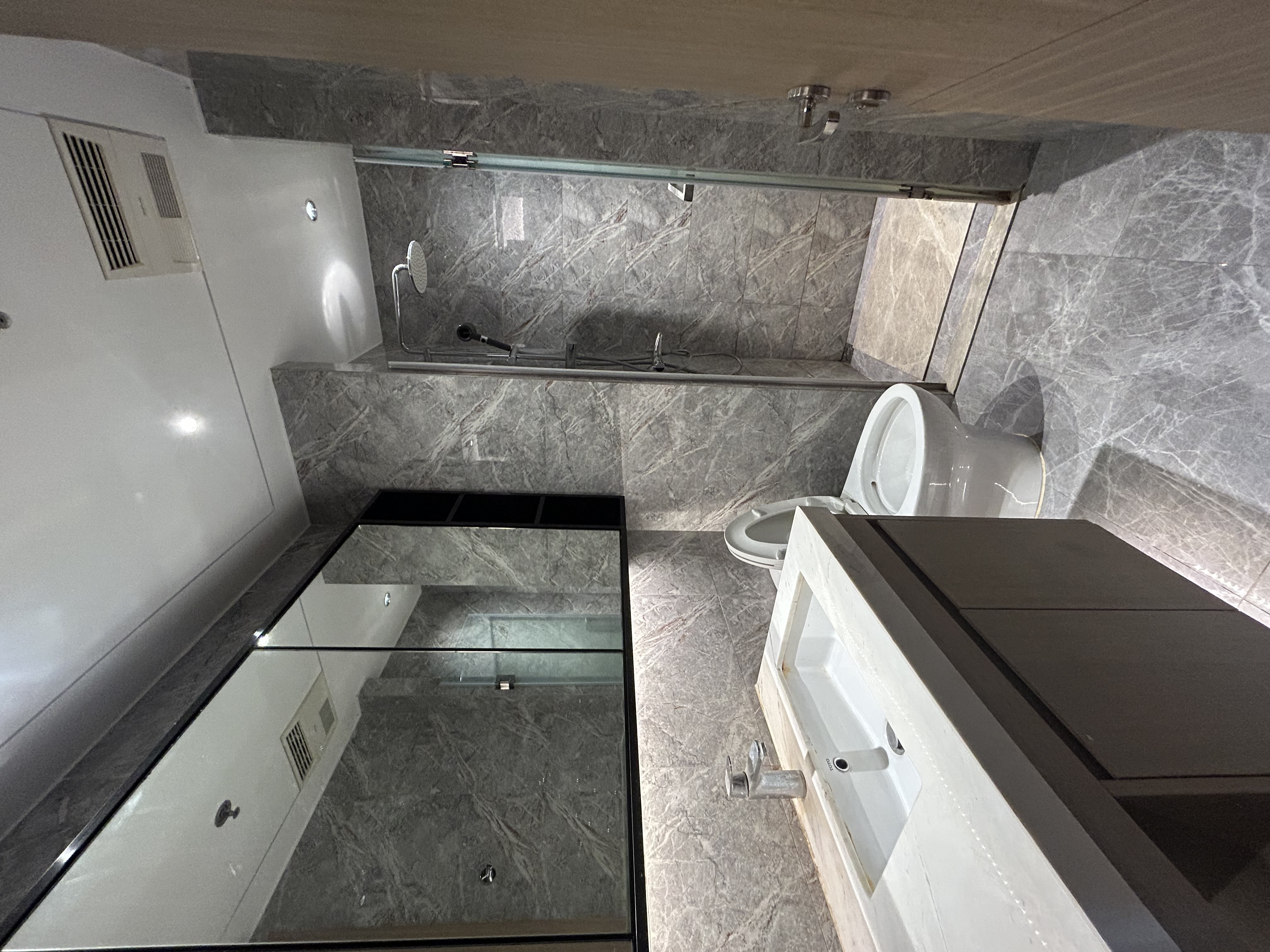 会展湾中港广场