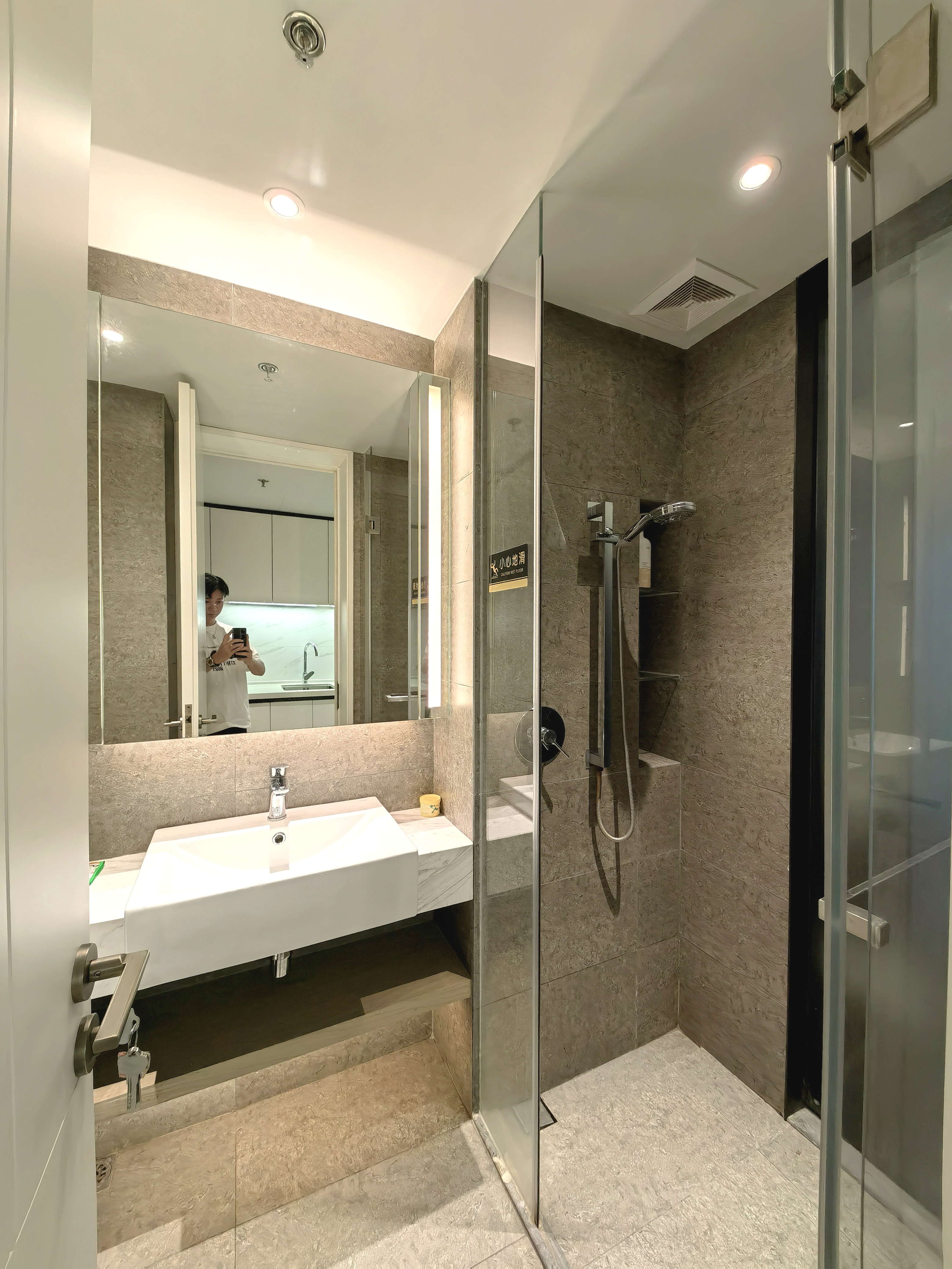 会展湾水岸广场