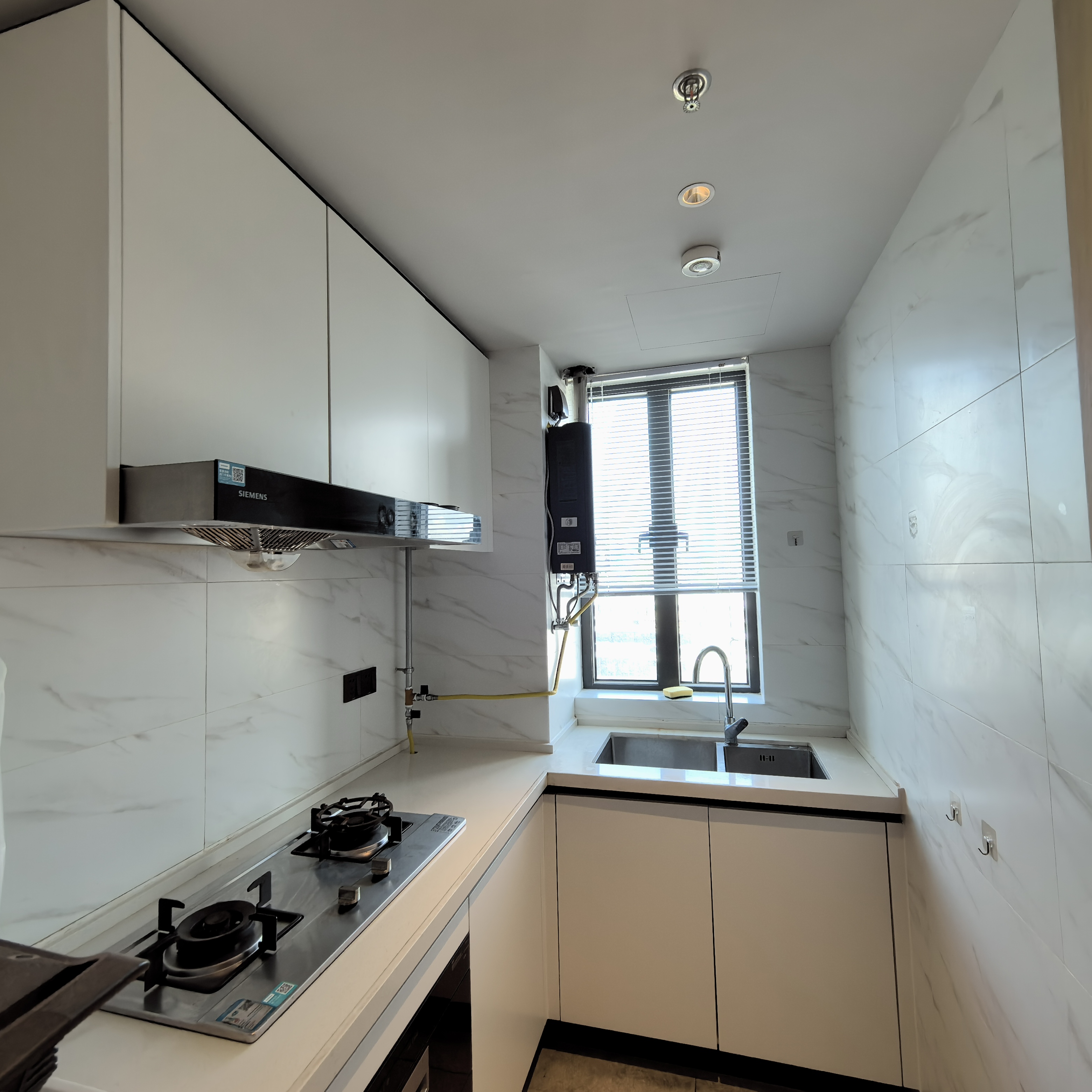 会展湾水岸广场