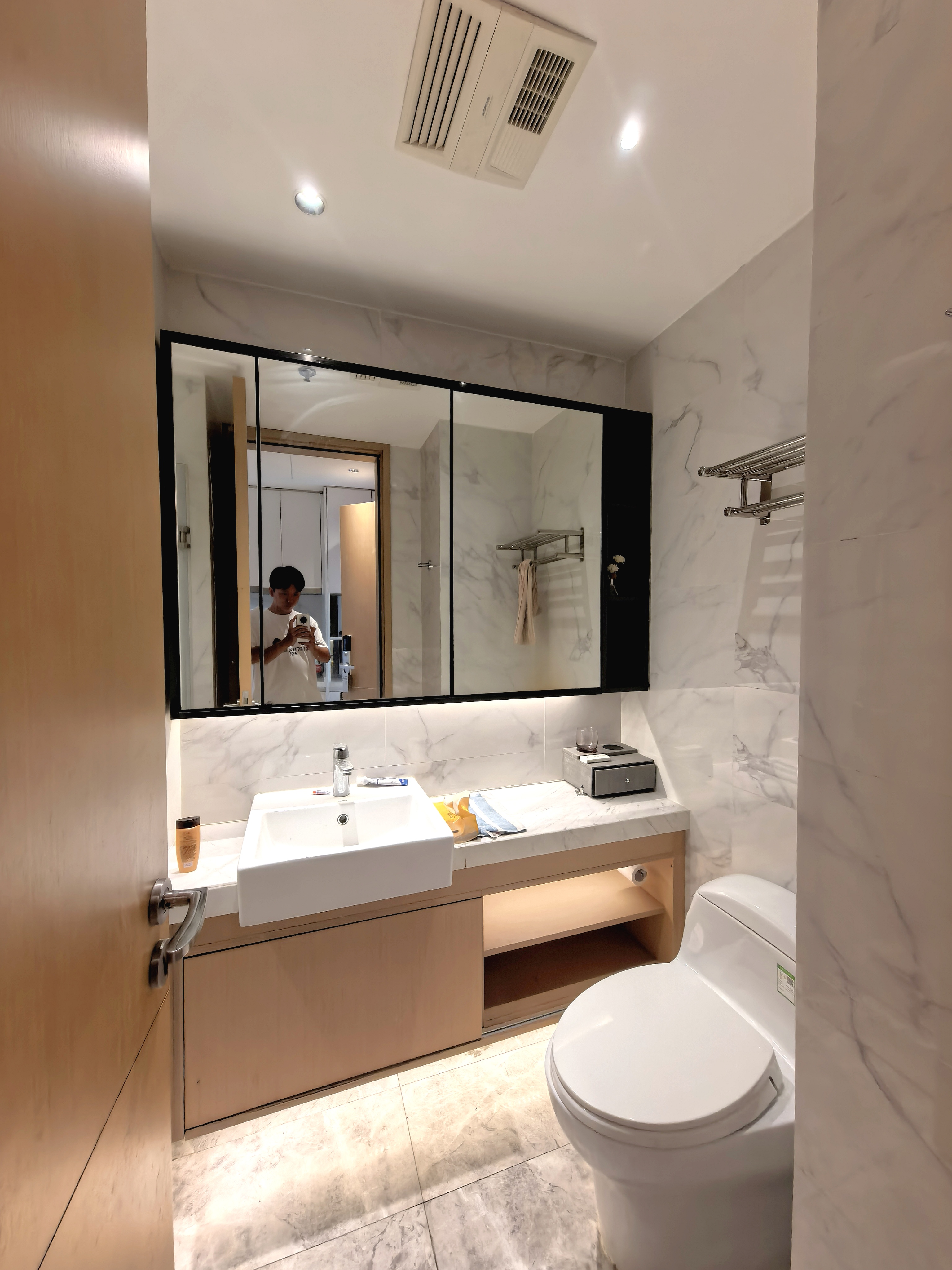 会展湾中港广场