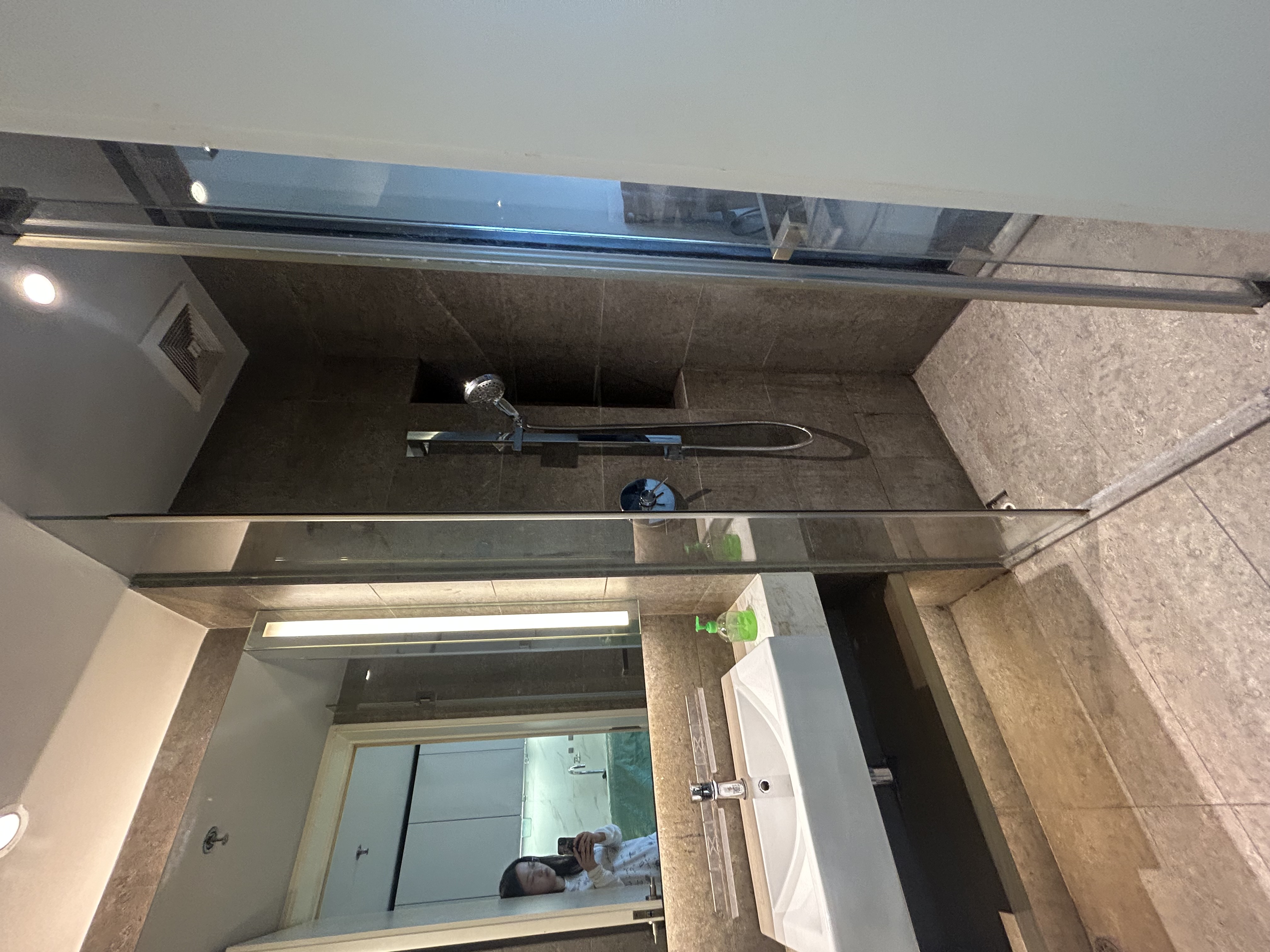 会展湾水岸广场