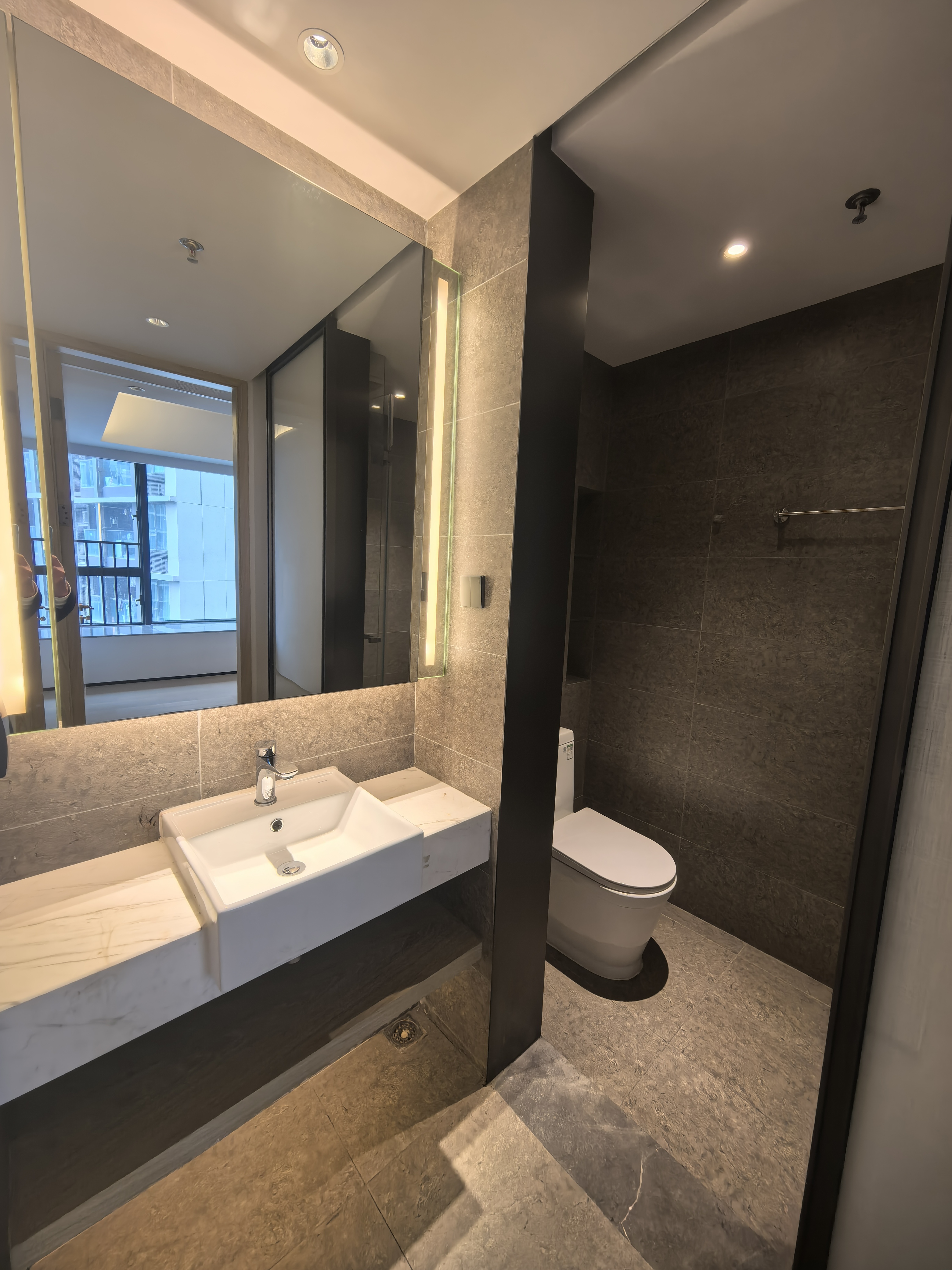 会展湾水岸广场