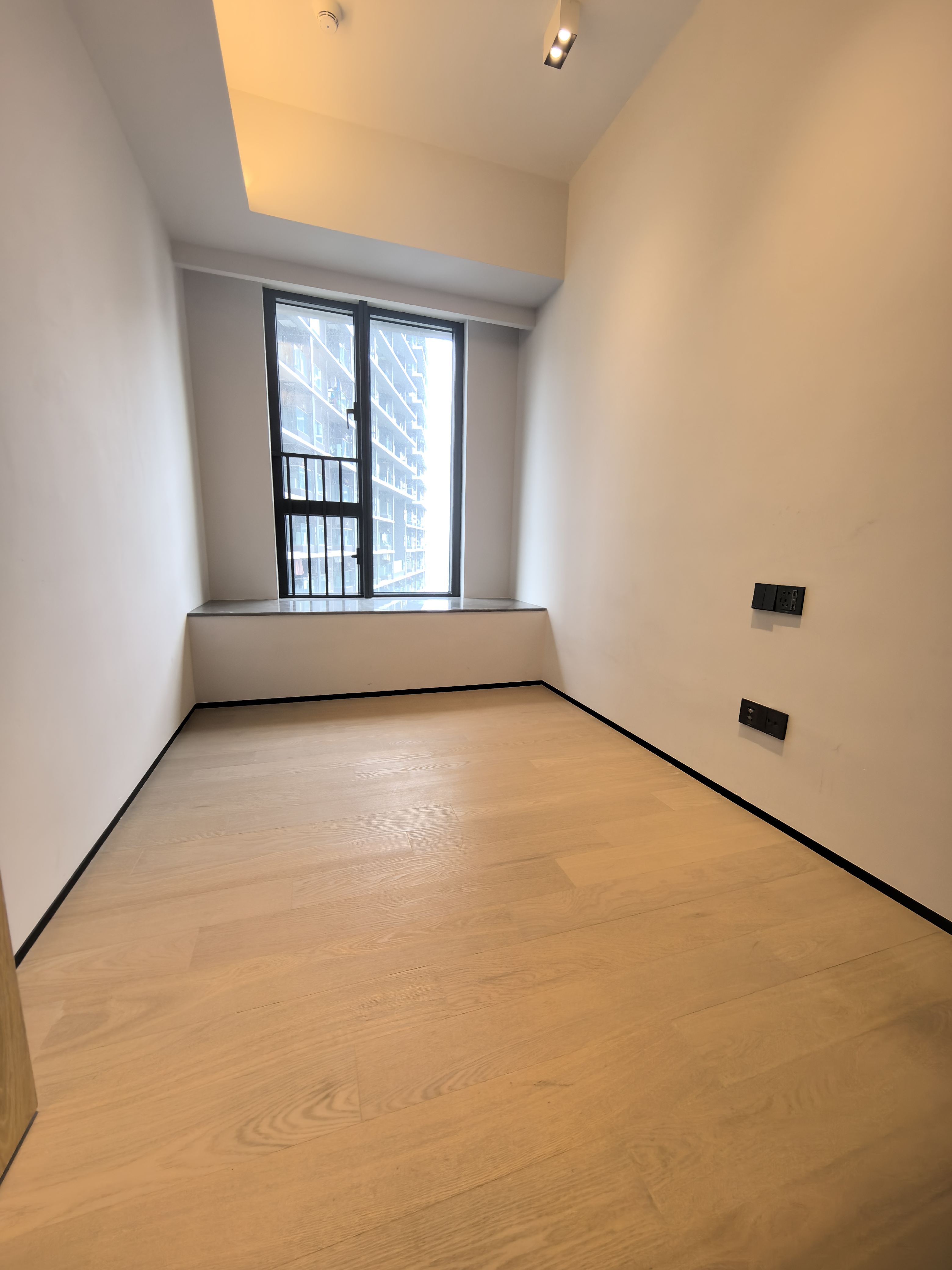 会展湾水岸广场