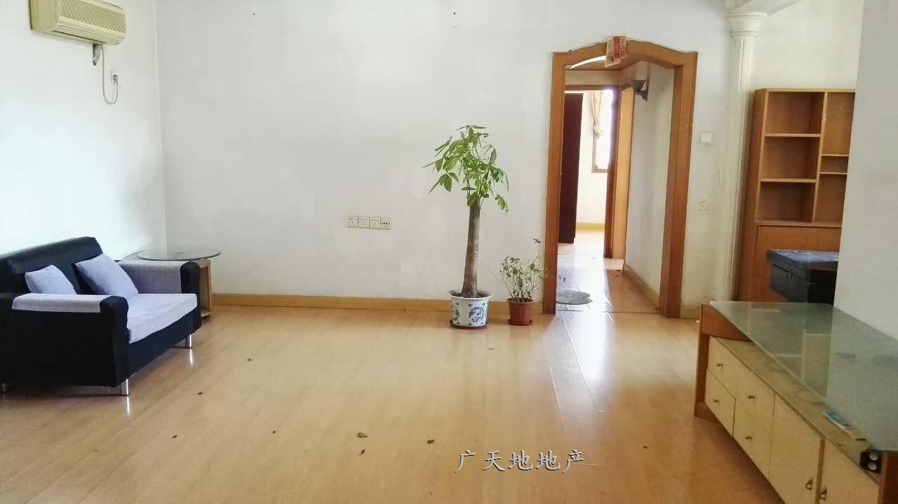 景龙大厦 3室2厅2卫 650万元 满五年,唯一住房