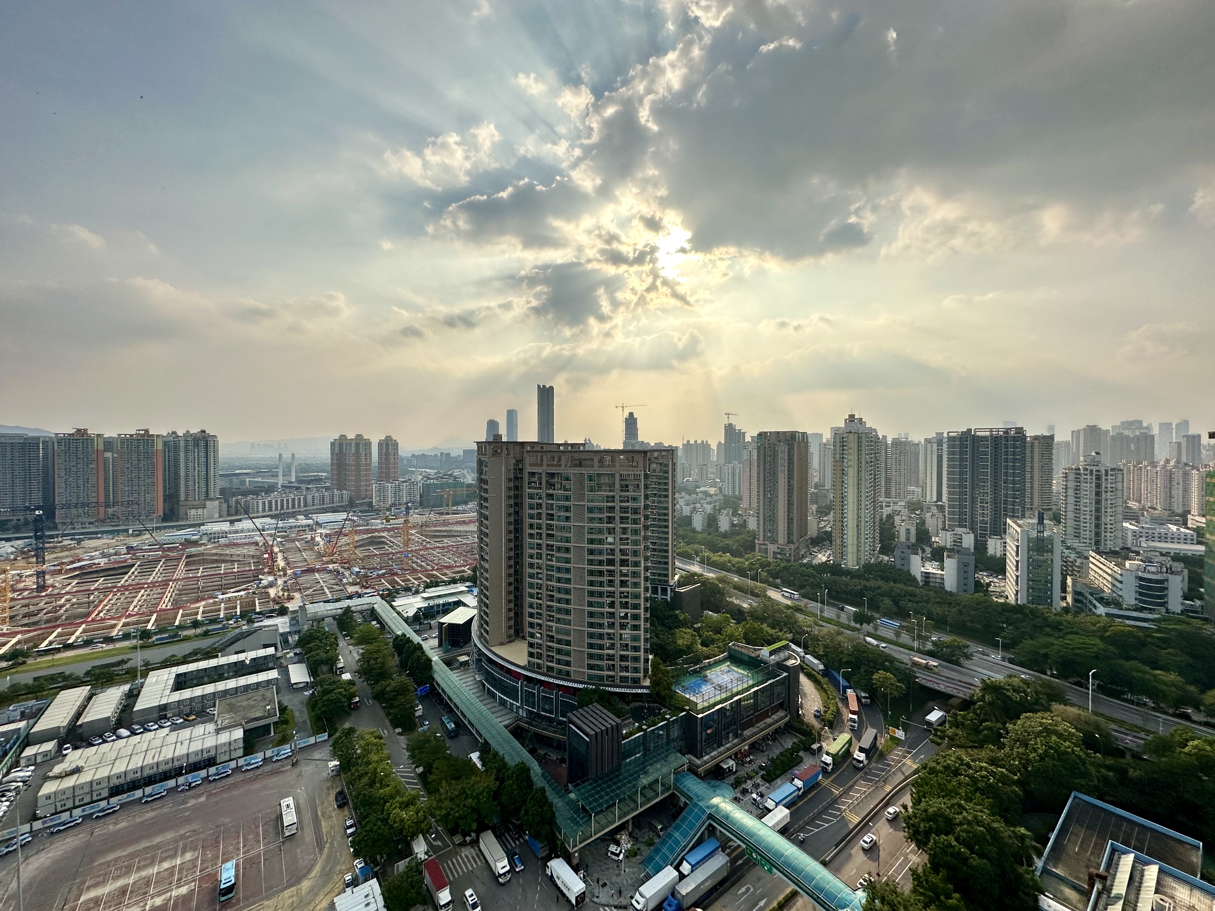 皇御苑四期.深港1号