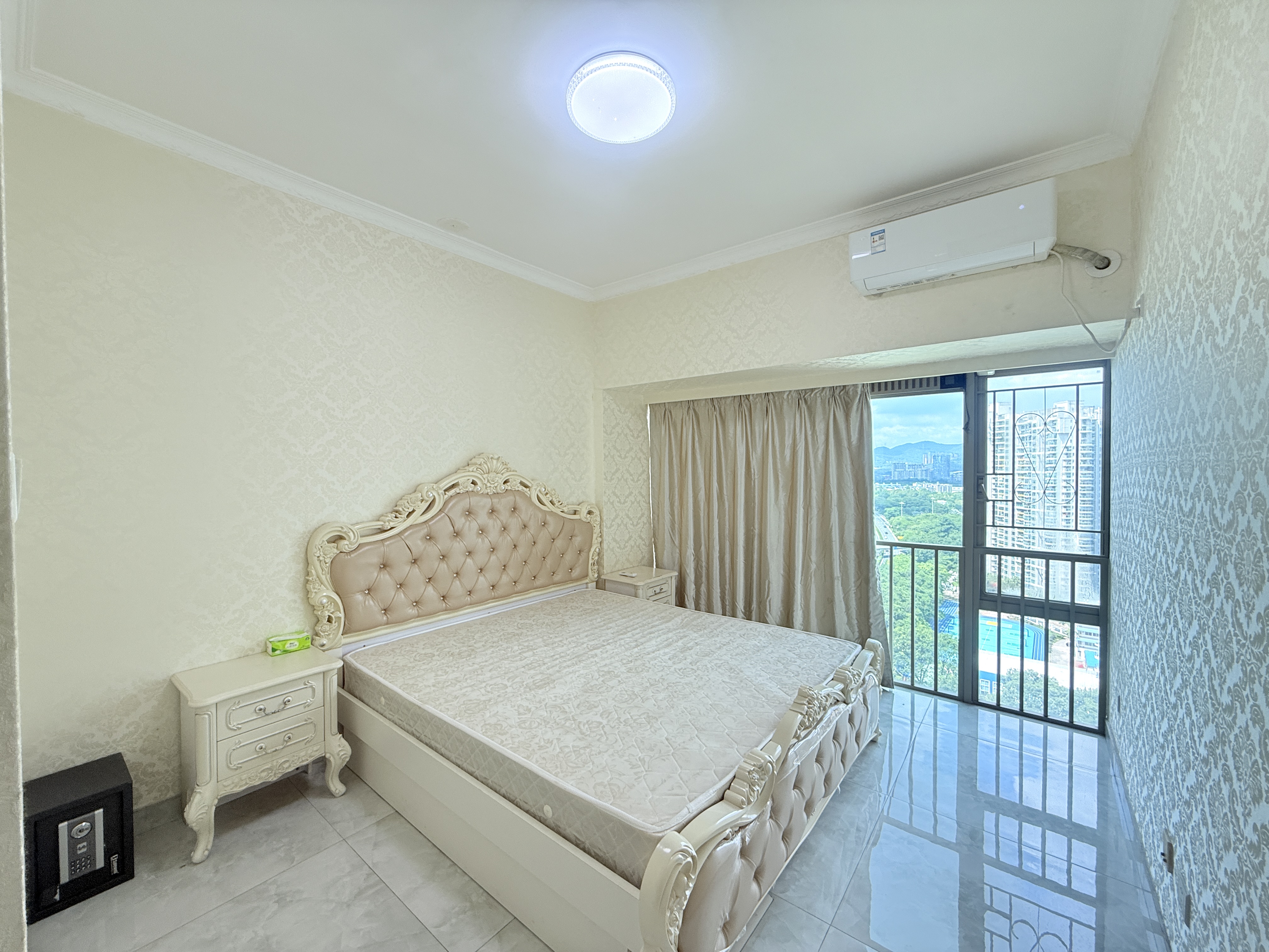 皇御苑五期廊桥花园