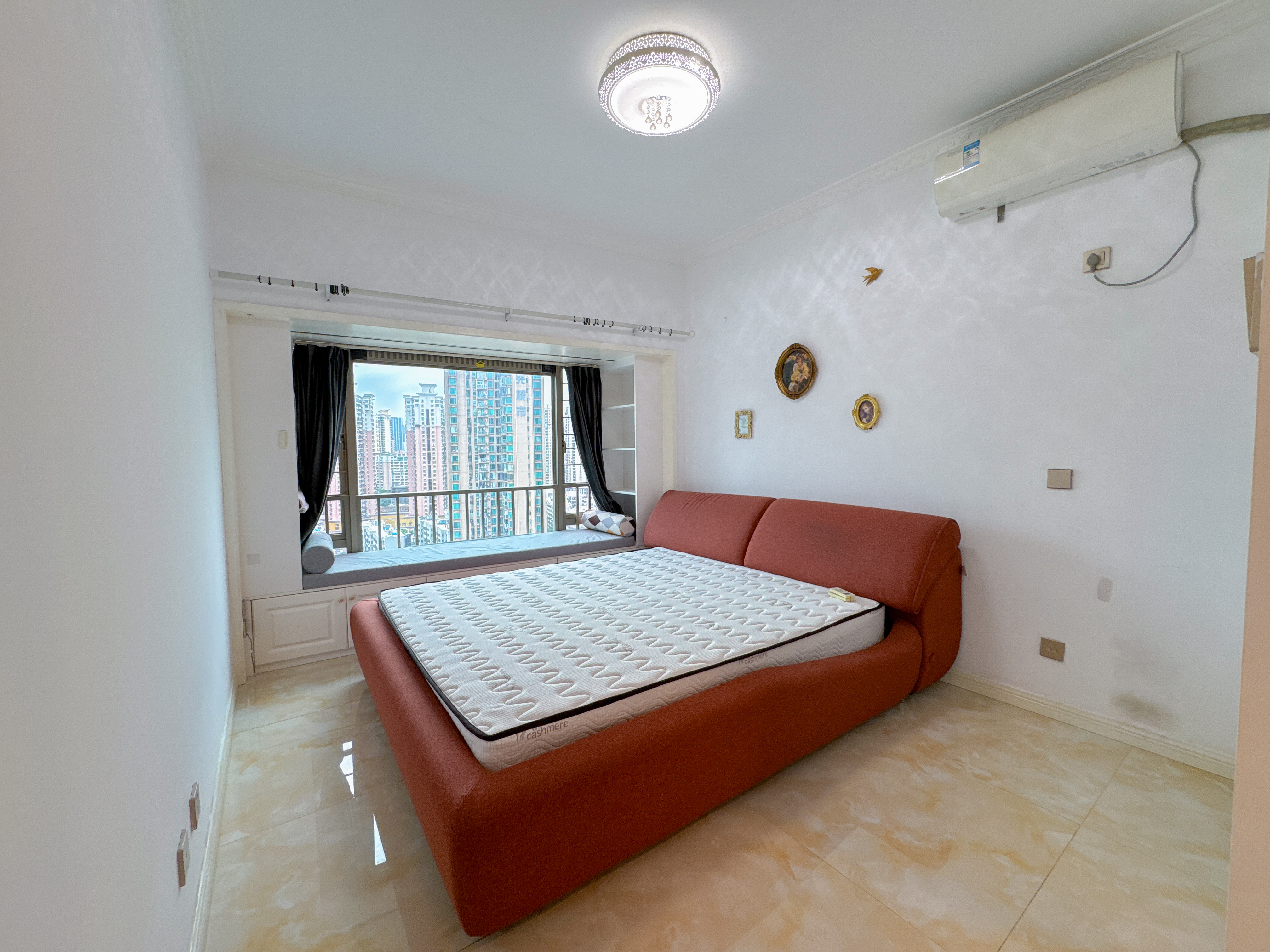 皇御苑五期廊桥花园