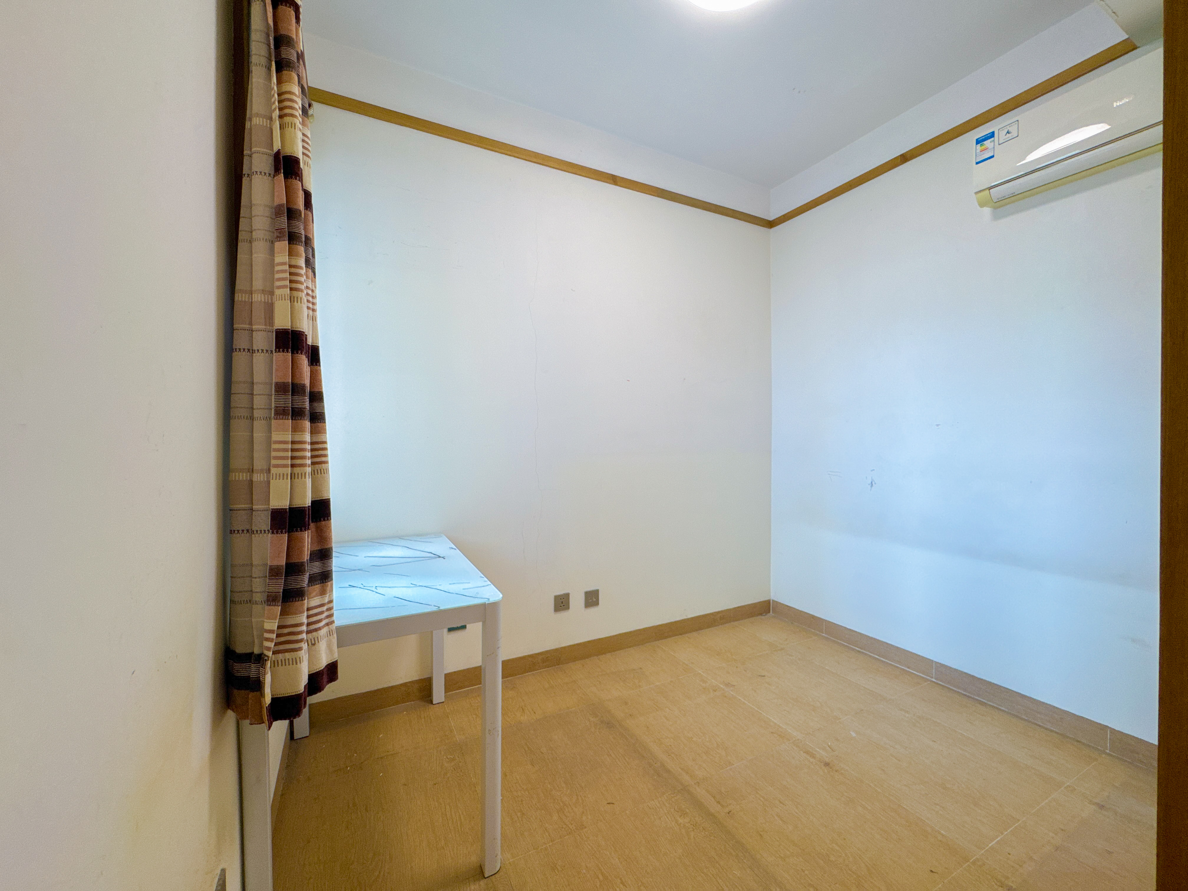 皇御苑五期廊桥花园