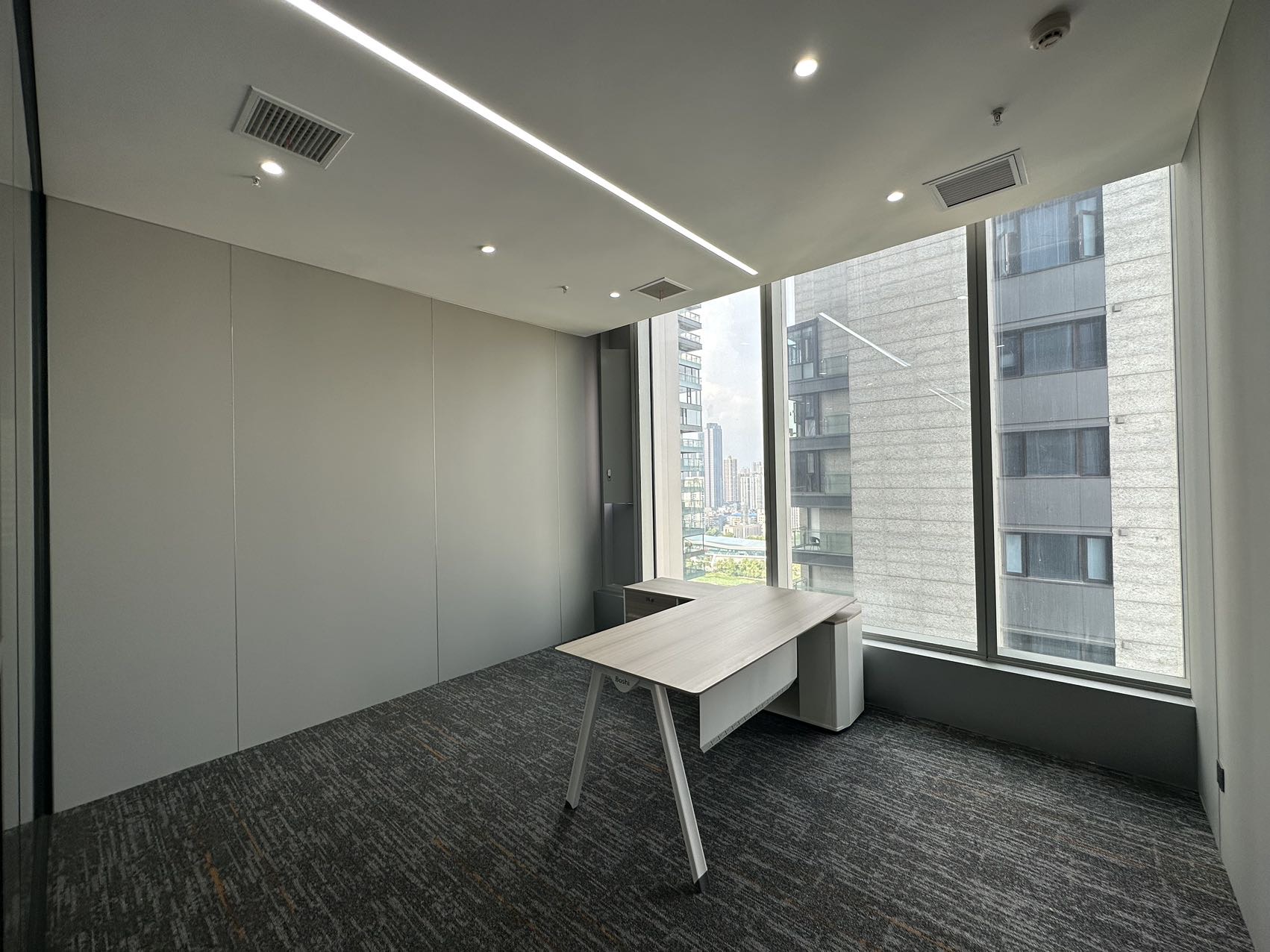 西北湖国金中心