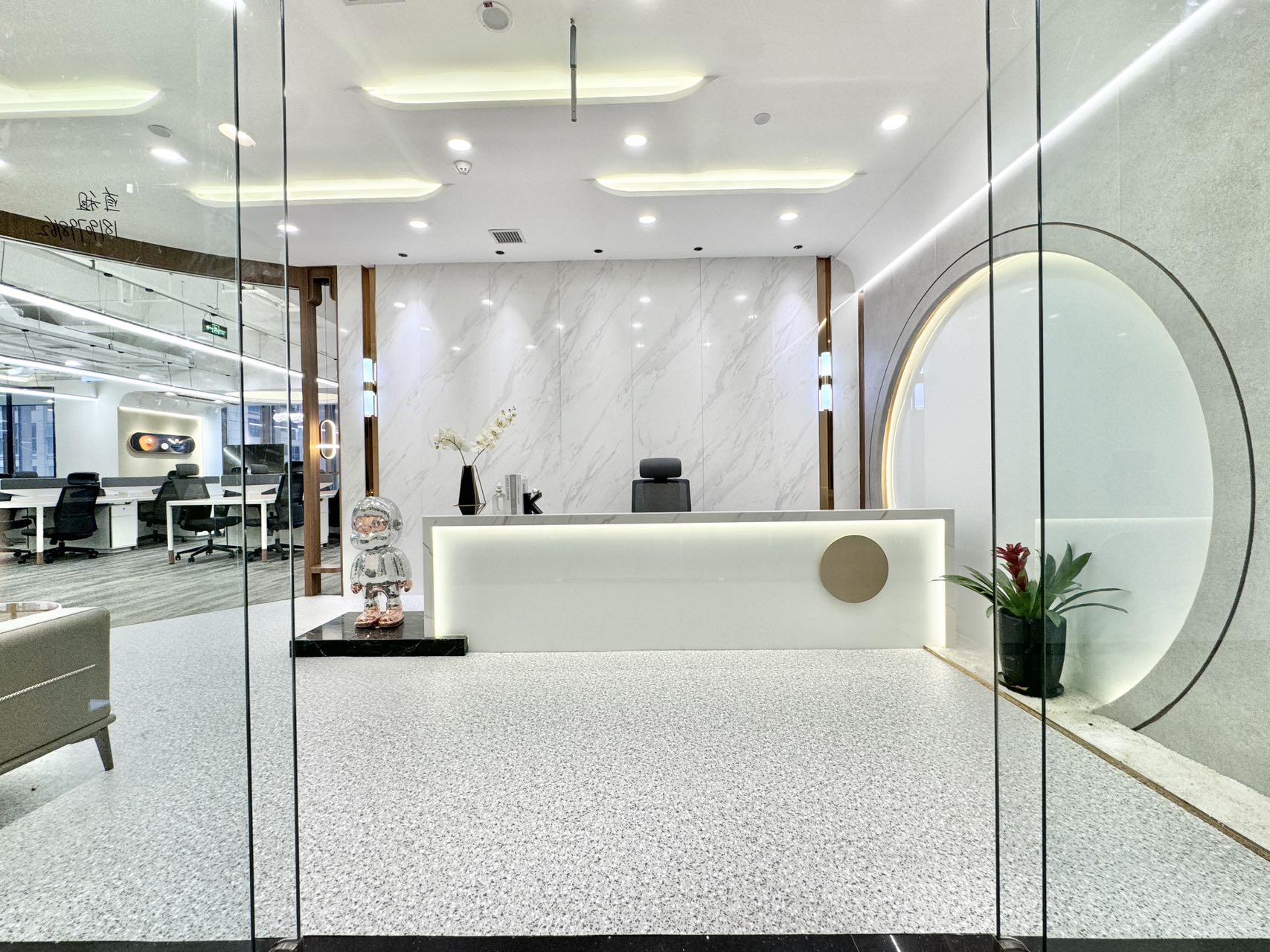 世纪城地铁口！特价房源 拎包办公 随时可看房