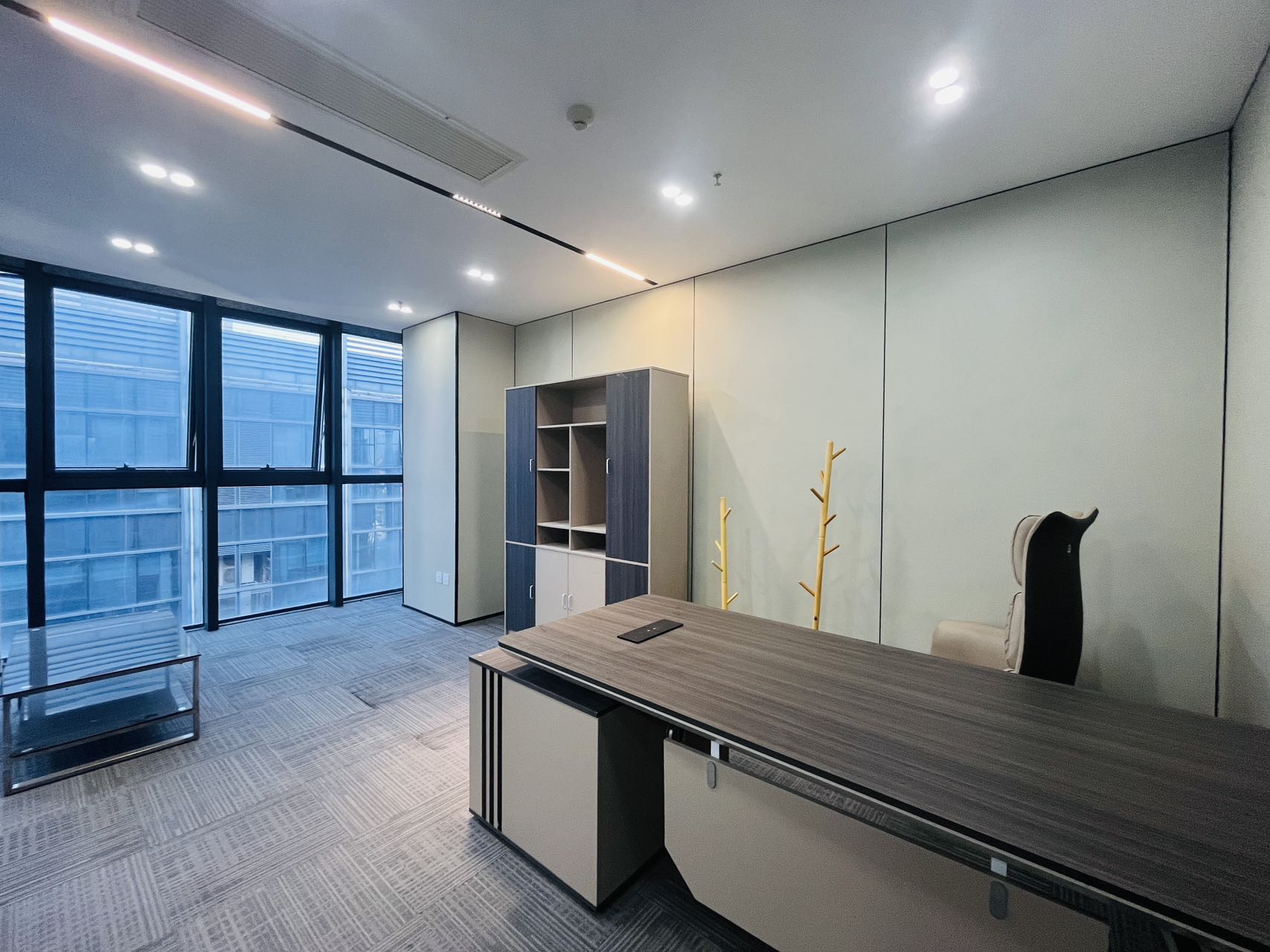 高新区锦业路正地铁口绿地领海大厦