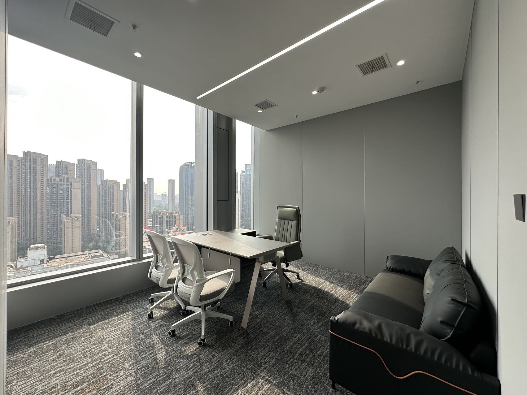 西北湖国金中心