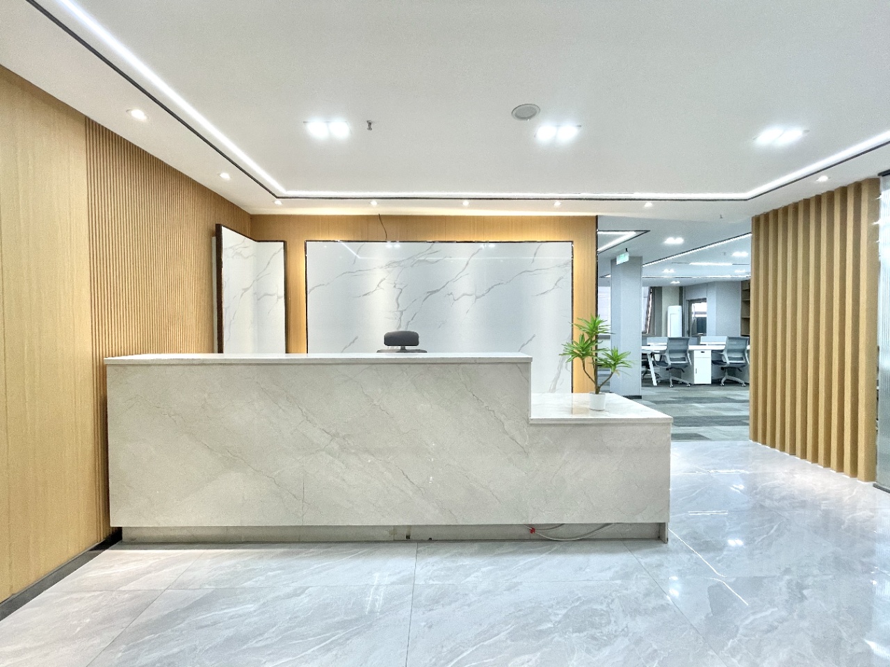 全明户型,黄金楼层,阳光好,地铁口,交通便利,设施齐全