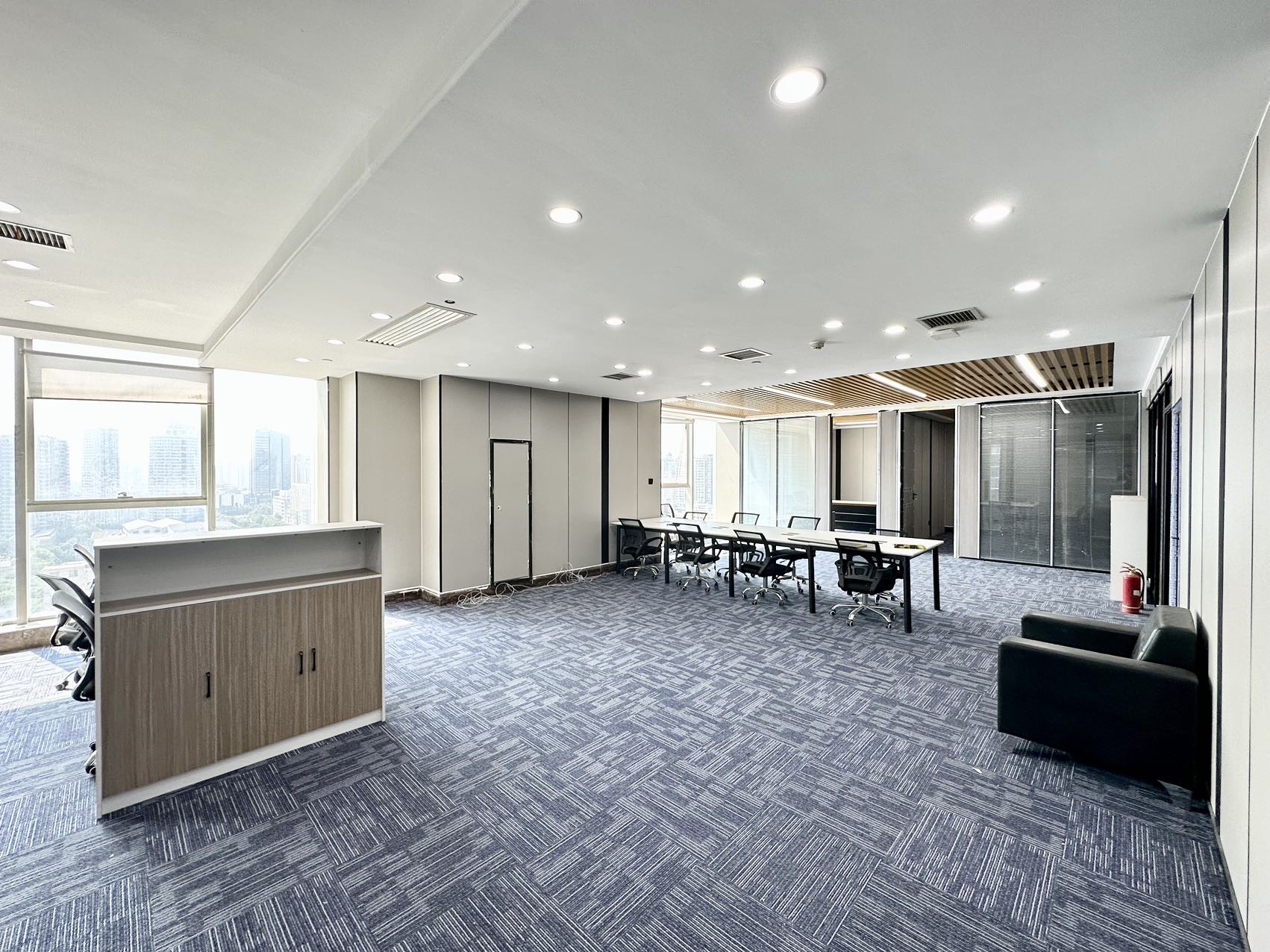 睿中心，精品房源