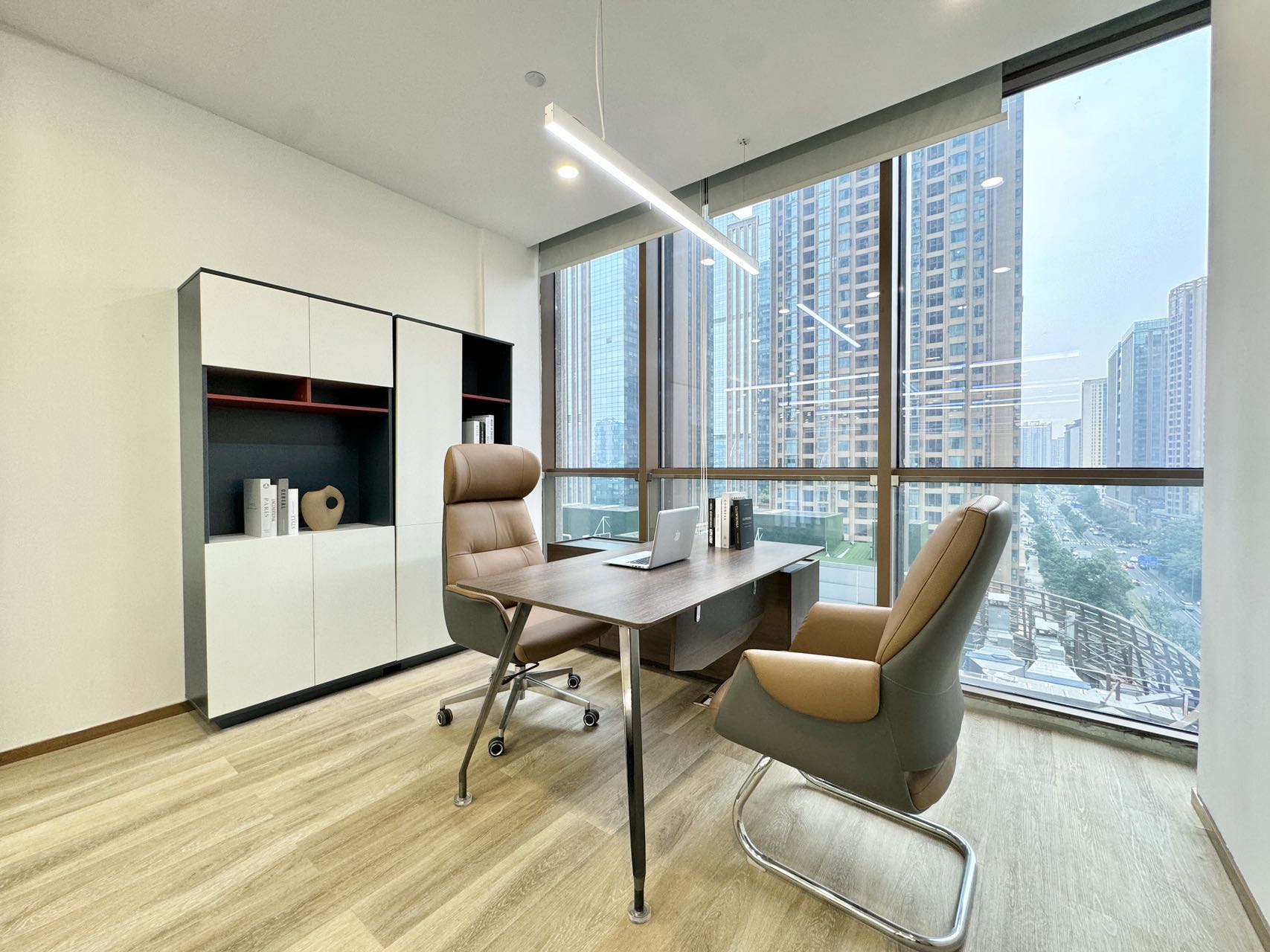 东方希望天祥广场