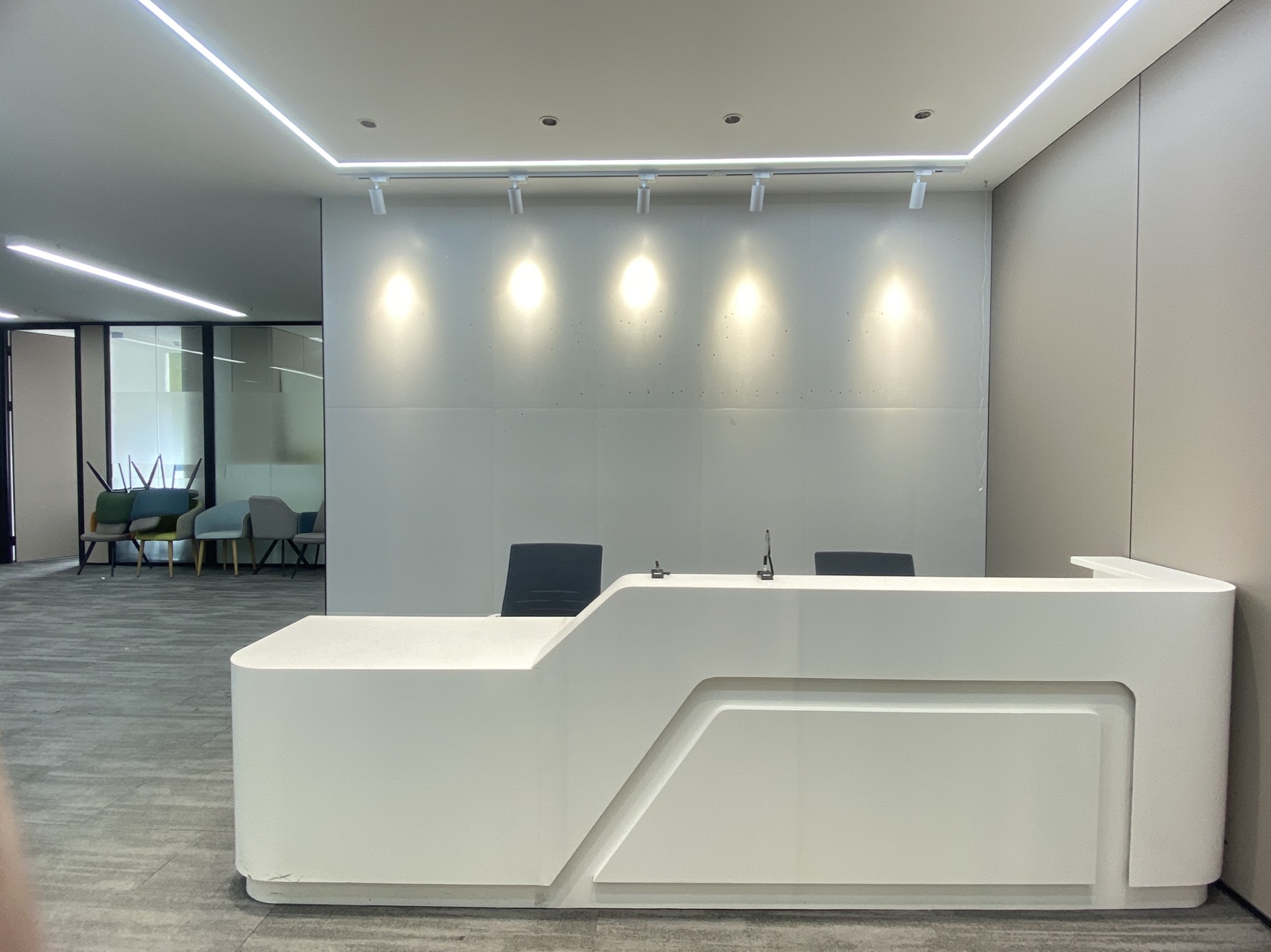 汉口火车站旁优质精装办公首选甲级写字楼捷龙大厦