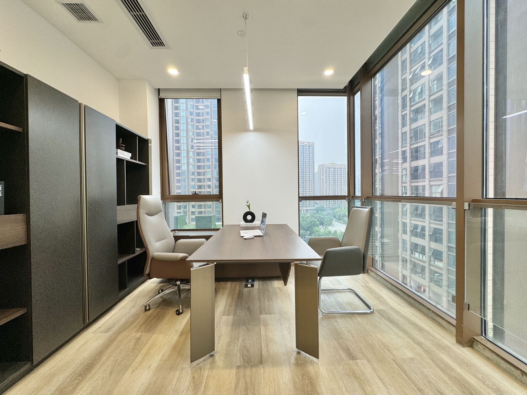 东方希望天祥广场