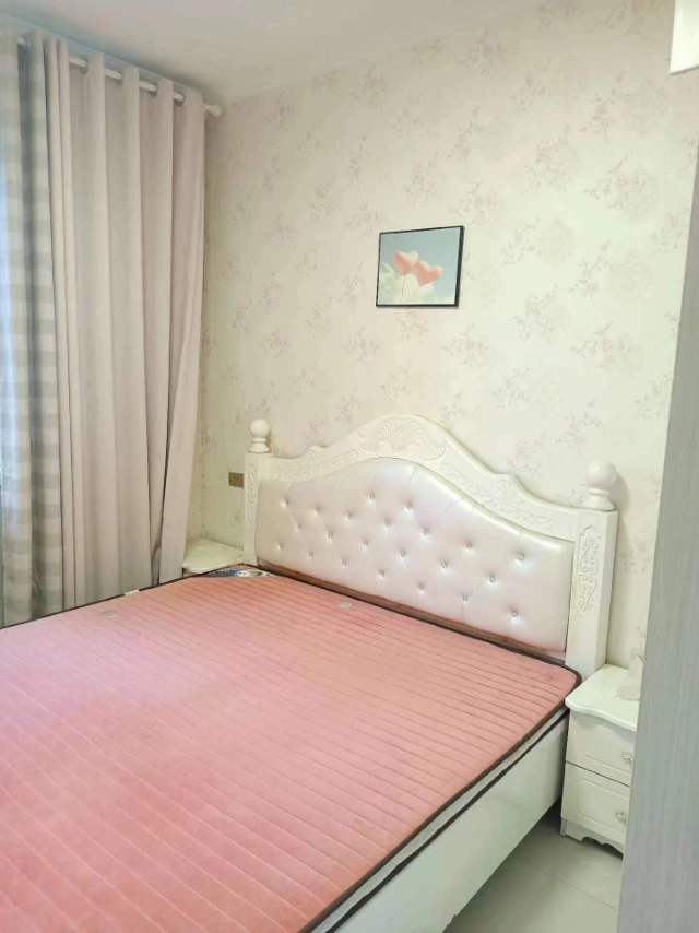 精装两房,送设施,拎包即住,总价低！